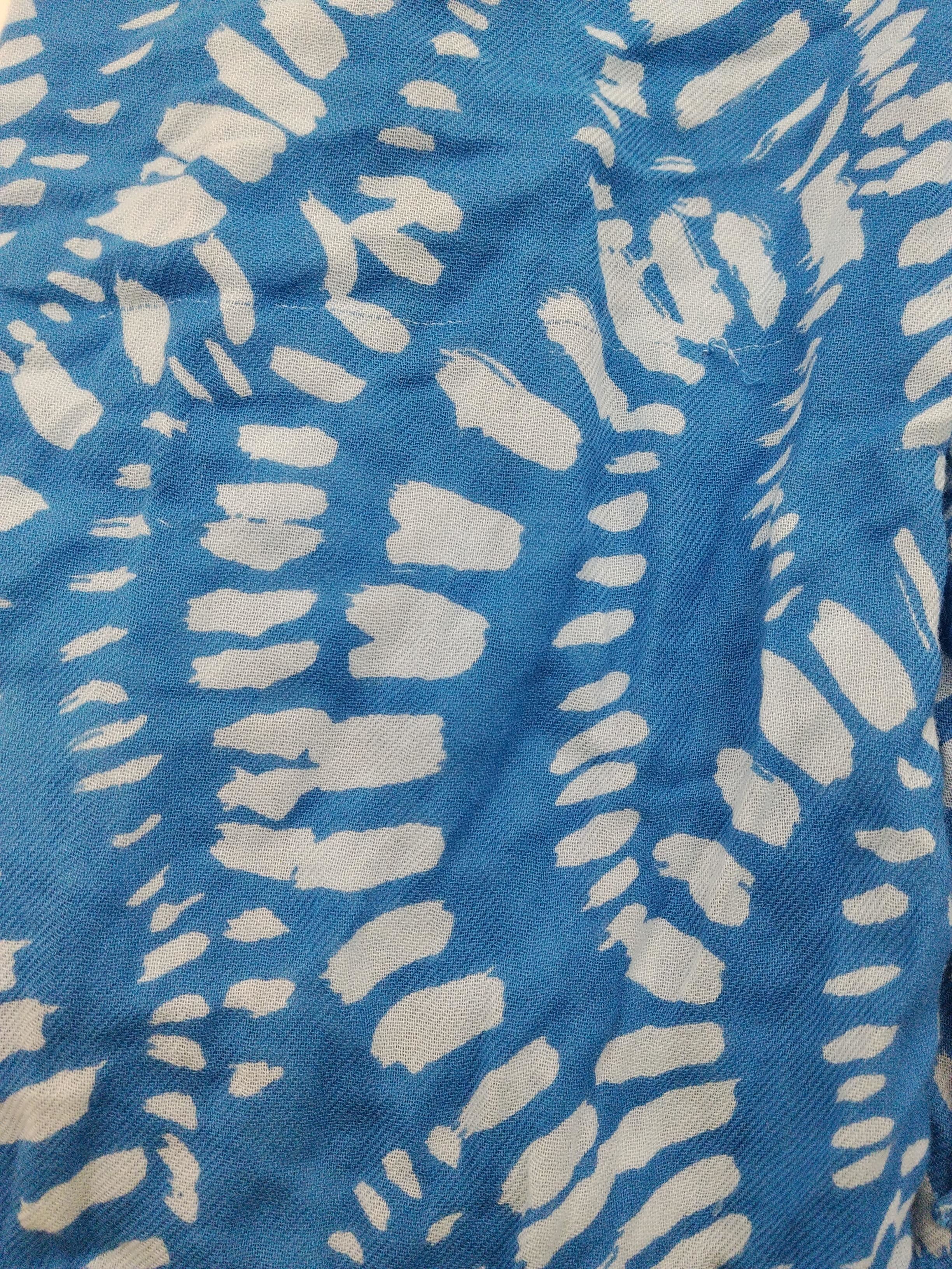 Hush Women's Scarf Blue 100% Cotton Rectangle Scarf - Image 3