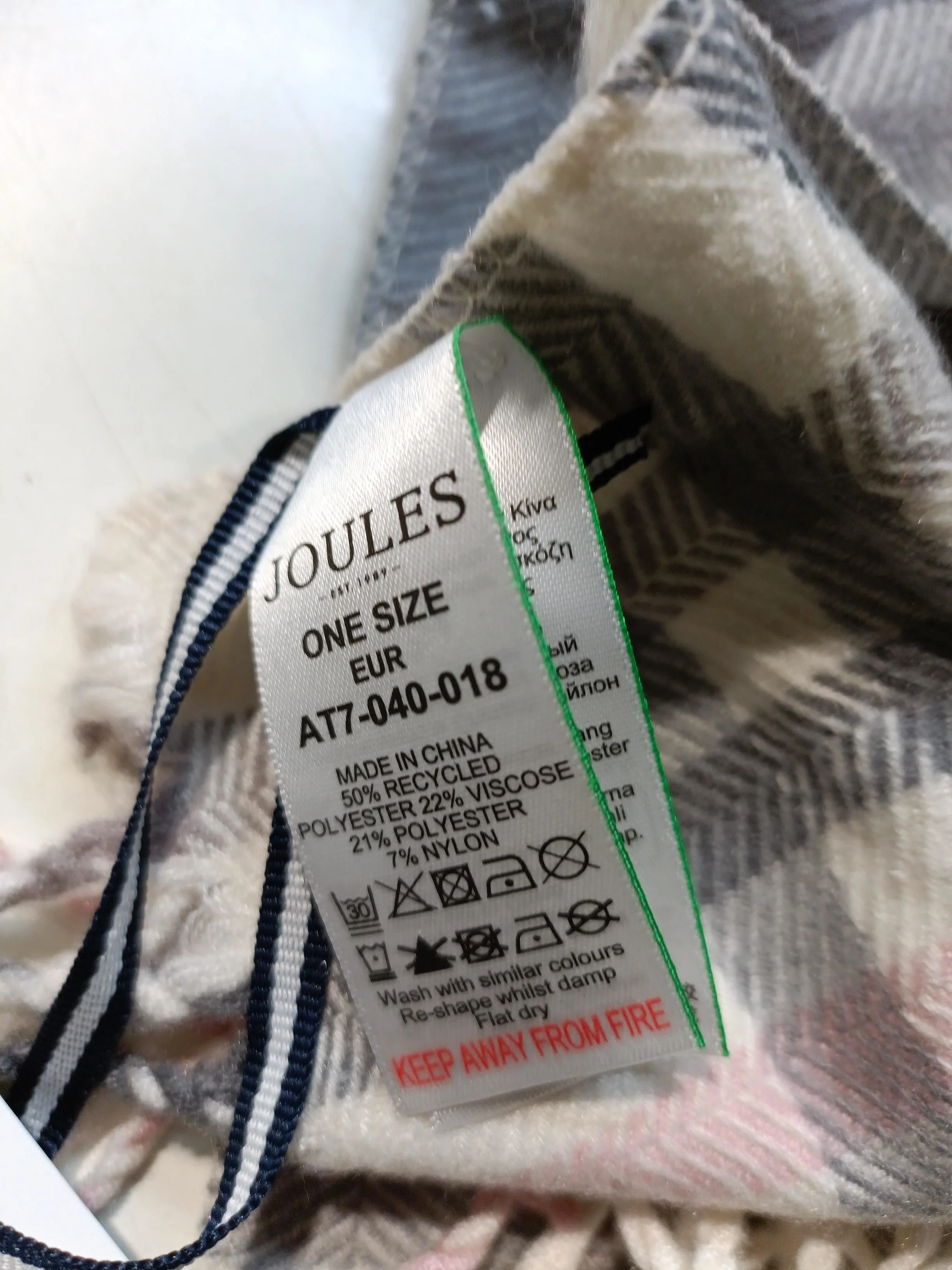 Joules Women's Scarf Multi Polyester with Viscose, Nylon Rectangle Scarf - Image 6