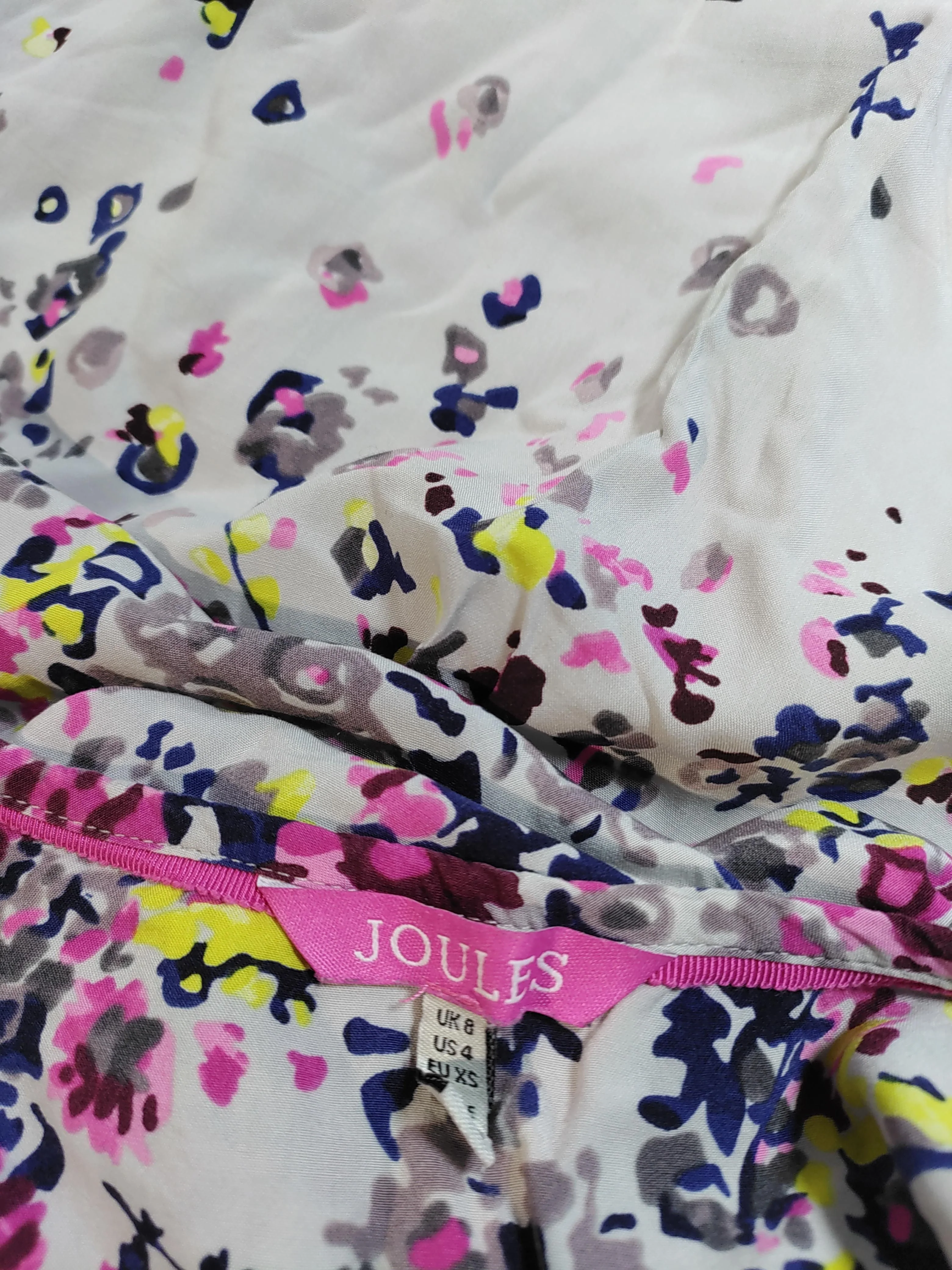 Joules Women's Top UK 8 White Floral 100% Viscose Short Sleeve Round Neck Basic - Image 6