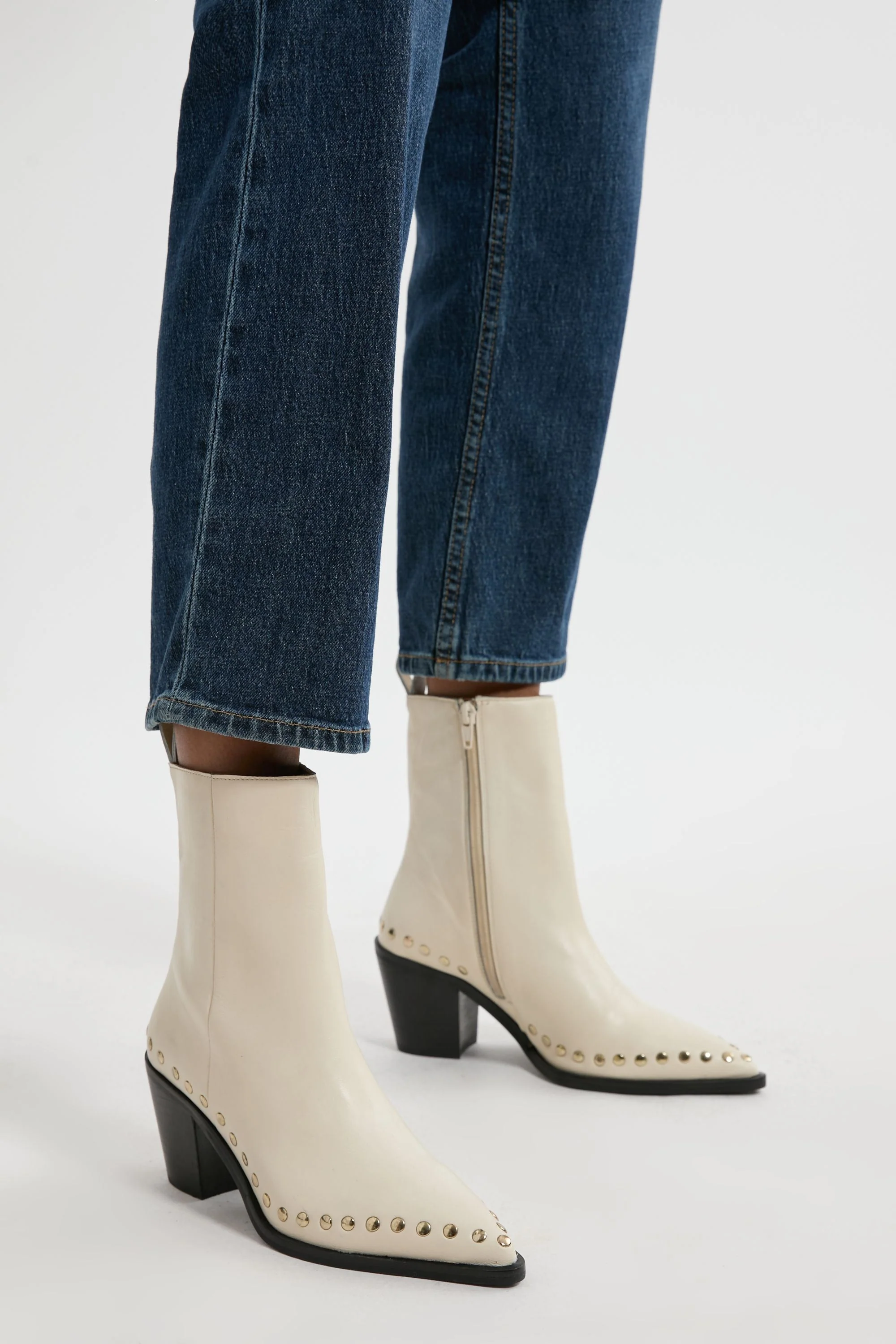 Karen Millen Women's Boots UK 6 Cream 100% Leather Cowboy New with tags