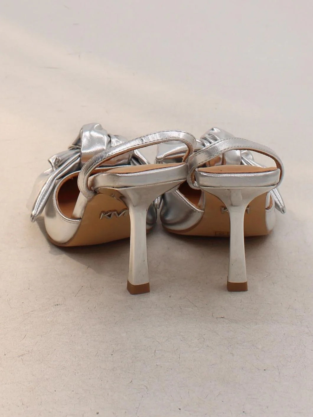 Karen Millen Women's Heels UK 4 Silver 100% Other Court New with tags - Image 3