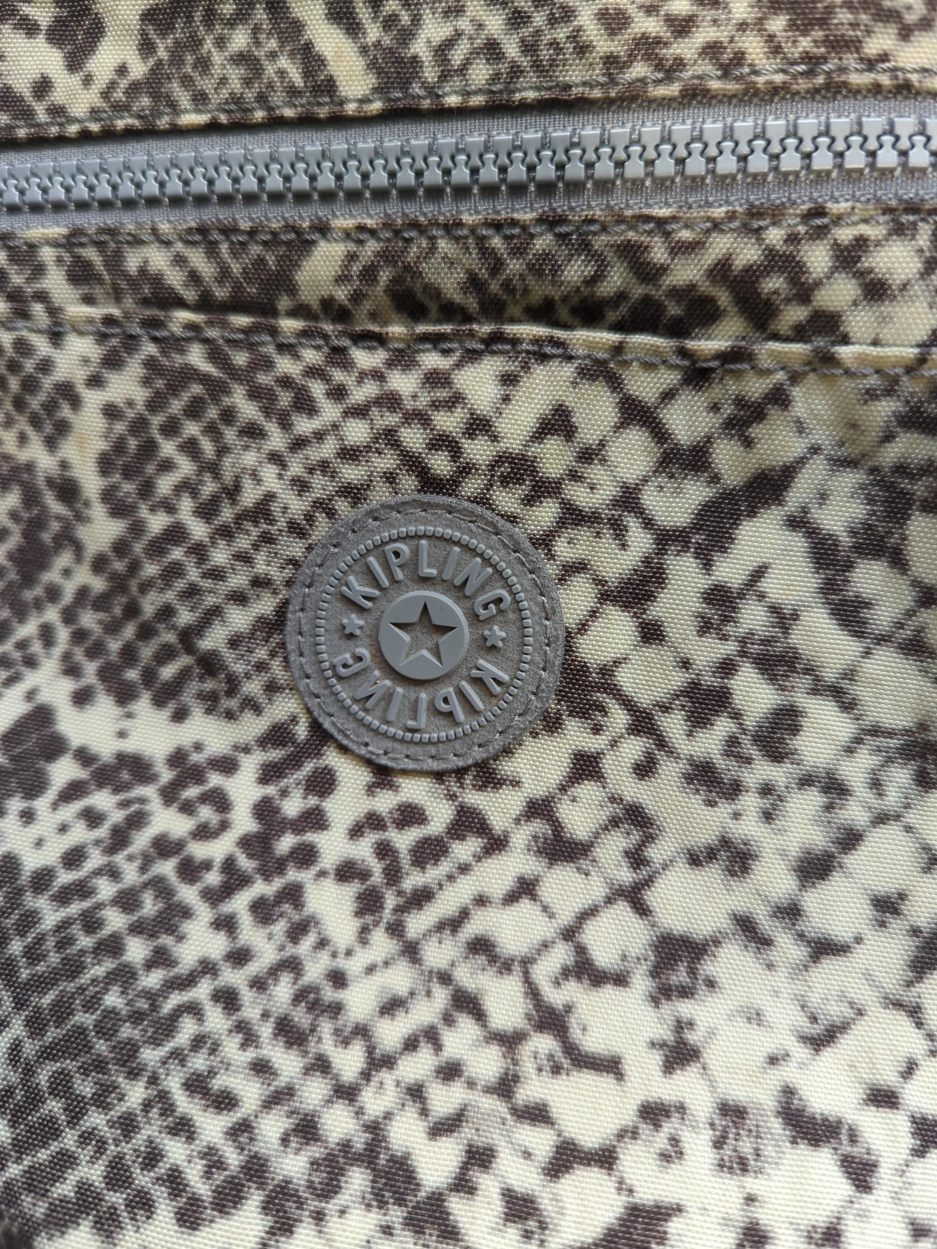 Kipling Women's Bag Multi Animal Print 100% Nylon Crossbody - Image 5