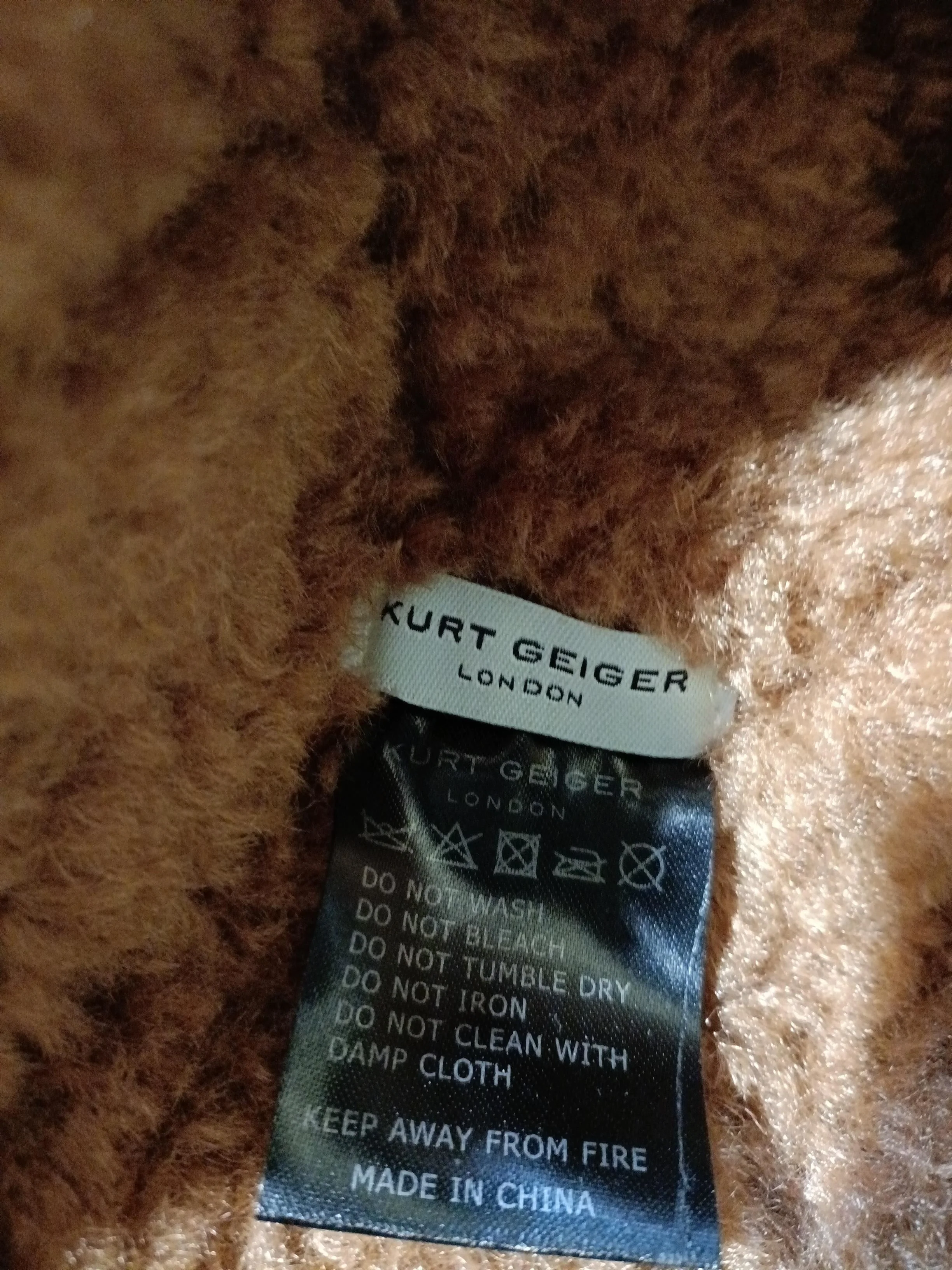 Kurt Geiger Men's Scarf Brown 100% Polyester Scarf - Image 5