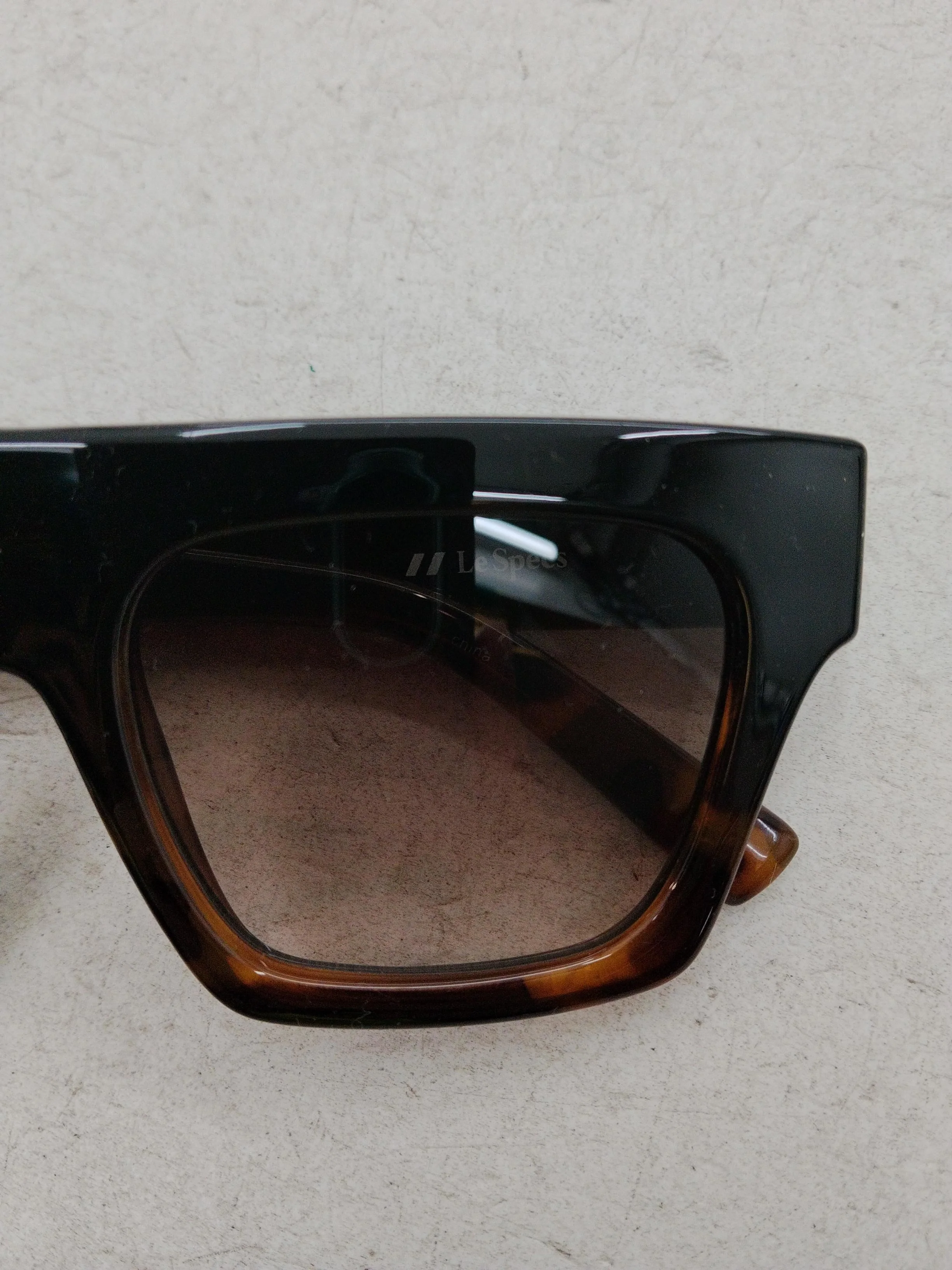 Le Specs Women's Sunglasses Brown Camo Oval - Image 3