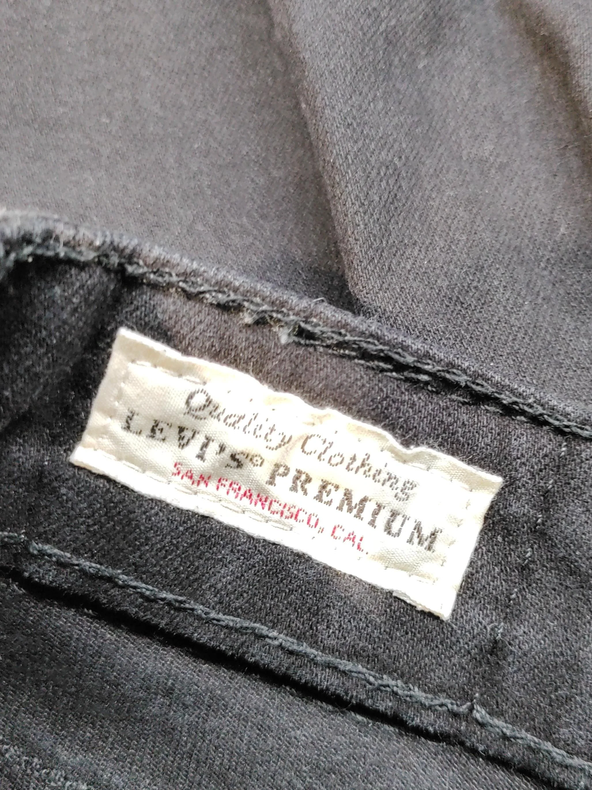 Levi’s Women's Jeans W 28 in Black Cotton - Image 5