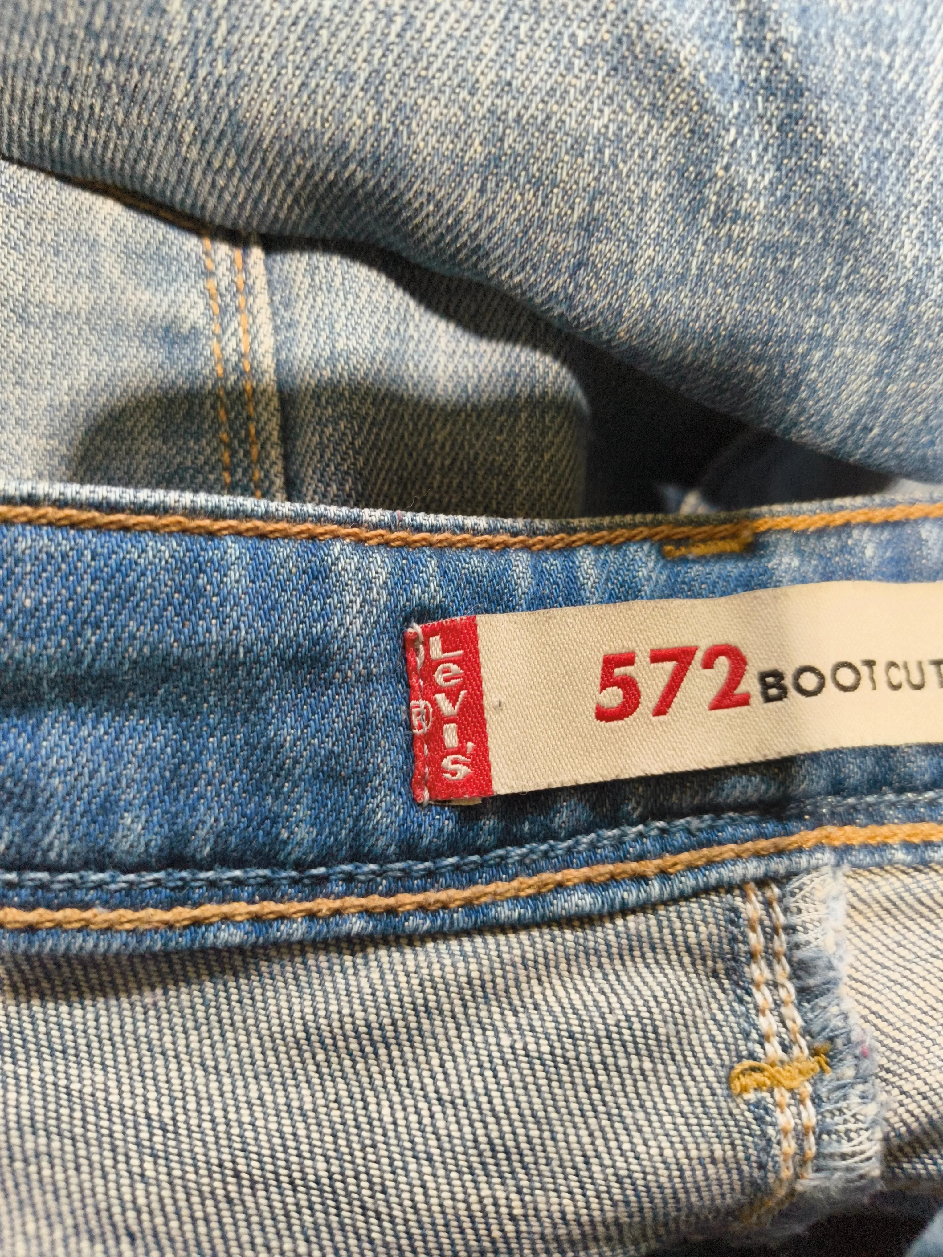 Levi’s Women's Jeans W 28 in Blue Cotton with Elastane Flared - Image 6