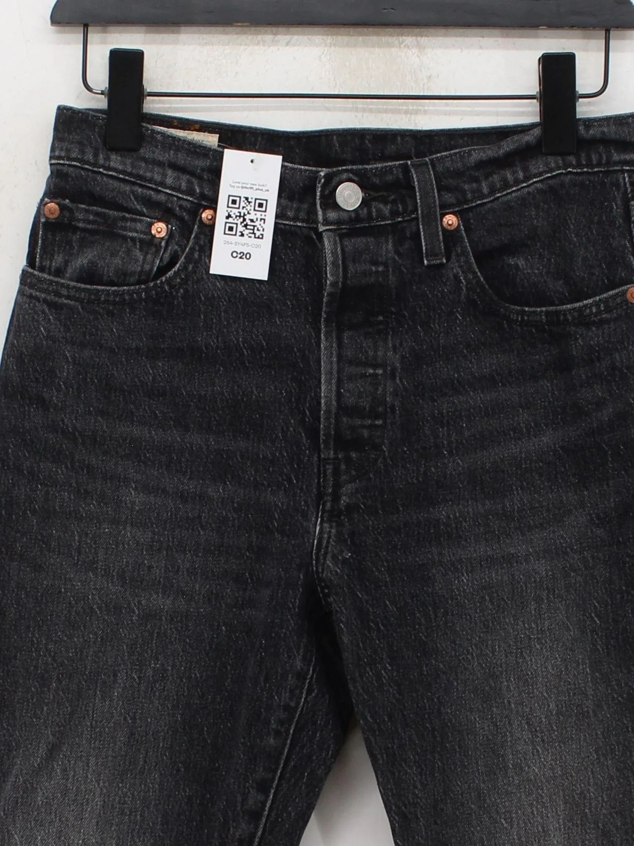 Levi’s Women's Jeans W 28 in; L 30 in Black Cotton with Elastane Straight - Image 3