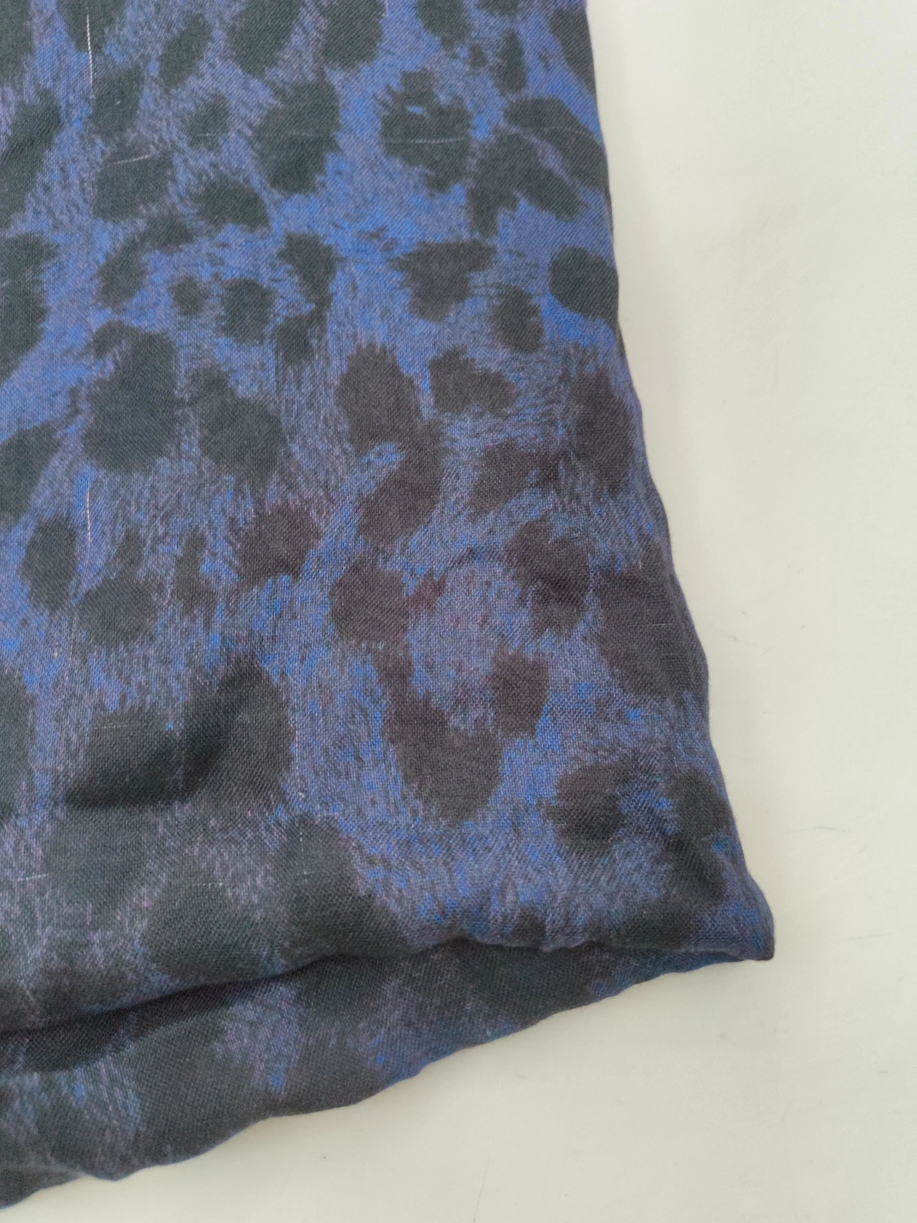 Lily And Lionel Men's Scarf Blue Animal Print 100% Lyocell Modal Scarf - Image 3