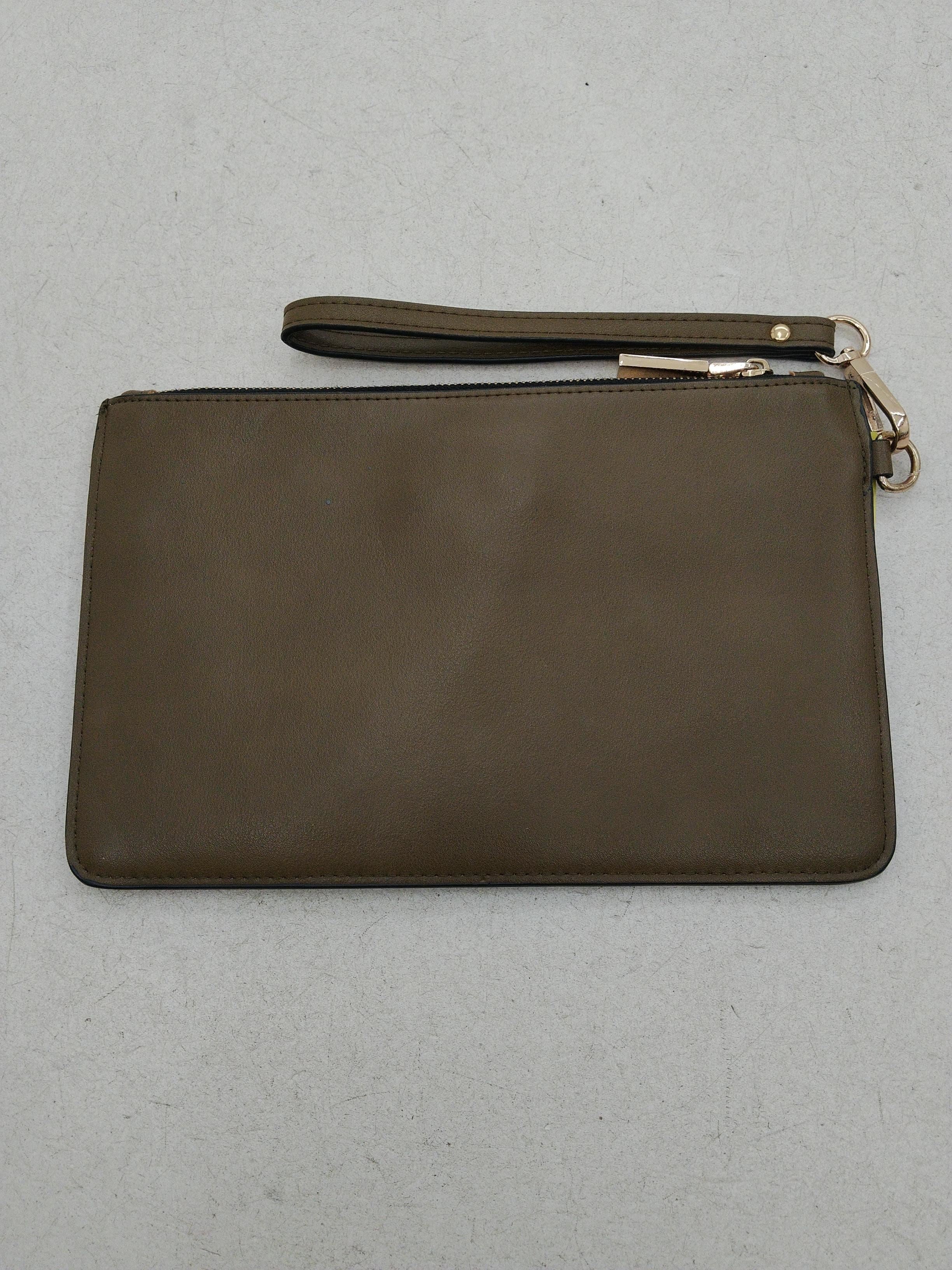 Linea Women's Bag Green 100% Faux Leather Clutch - Image 2