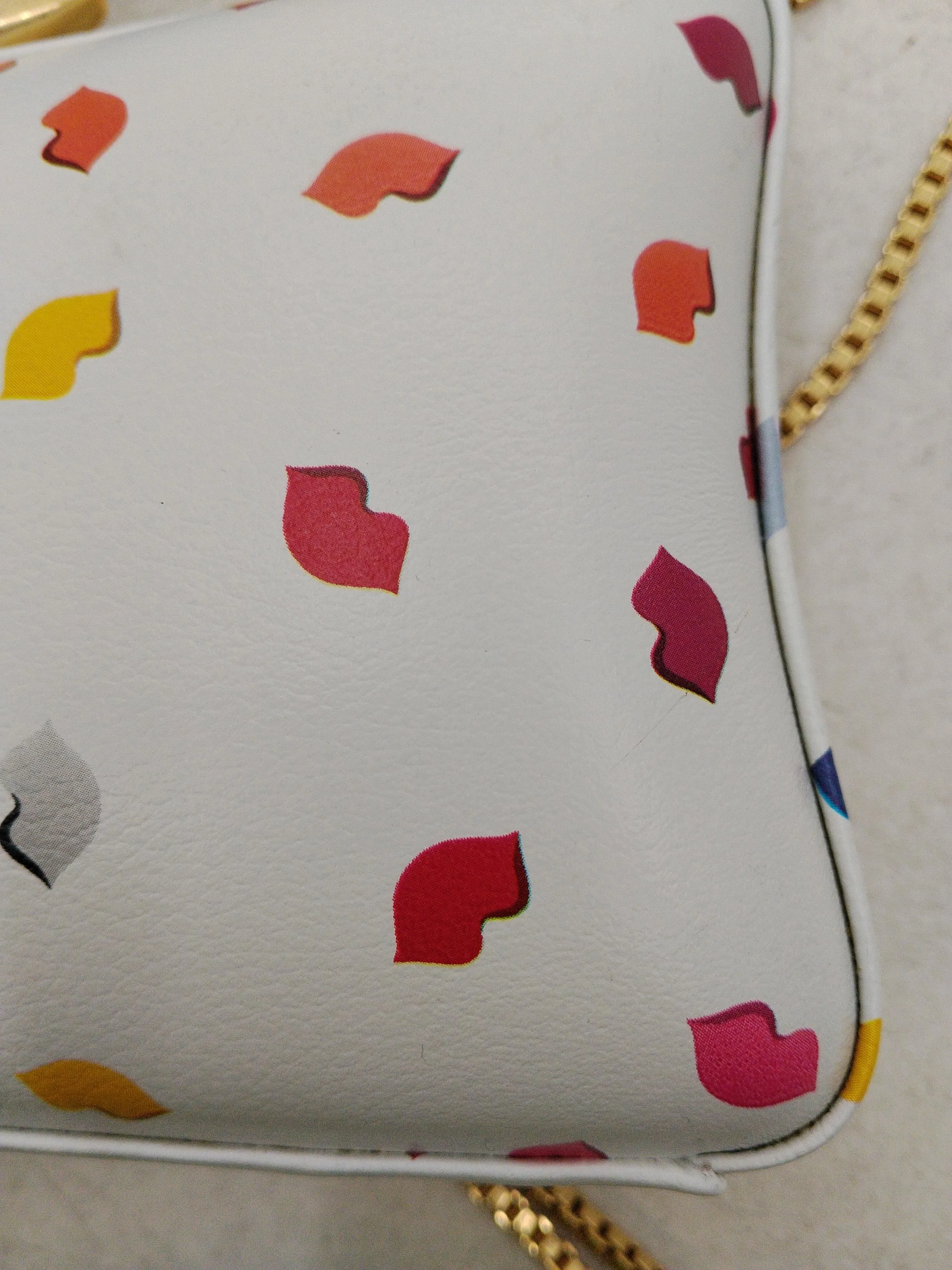 Lulu Guinness Women's Bag White Graphic 100% Faux Leather Clutch - Image 3