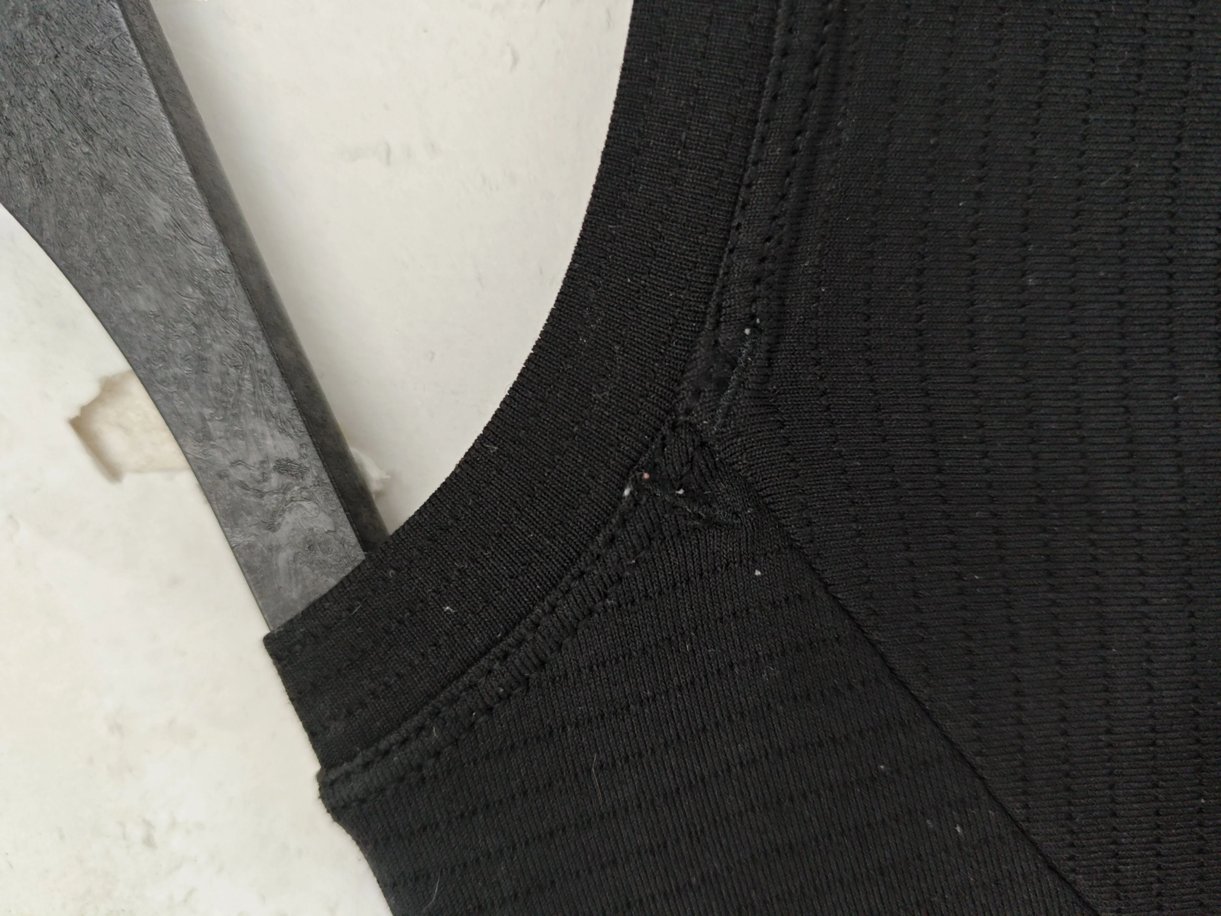 Lululemon Men's T-Shirt M Black 100% Polyester Basic - Image 6