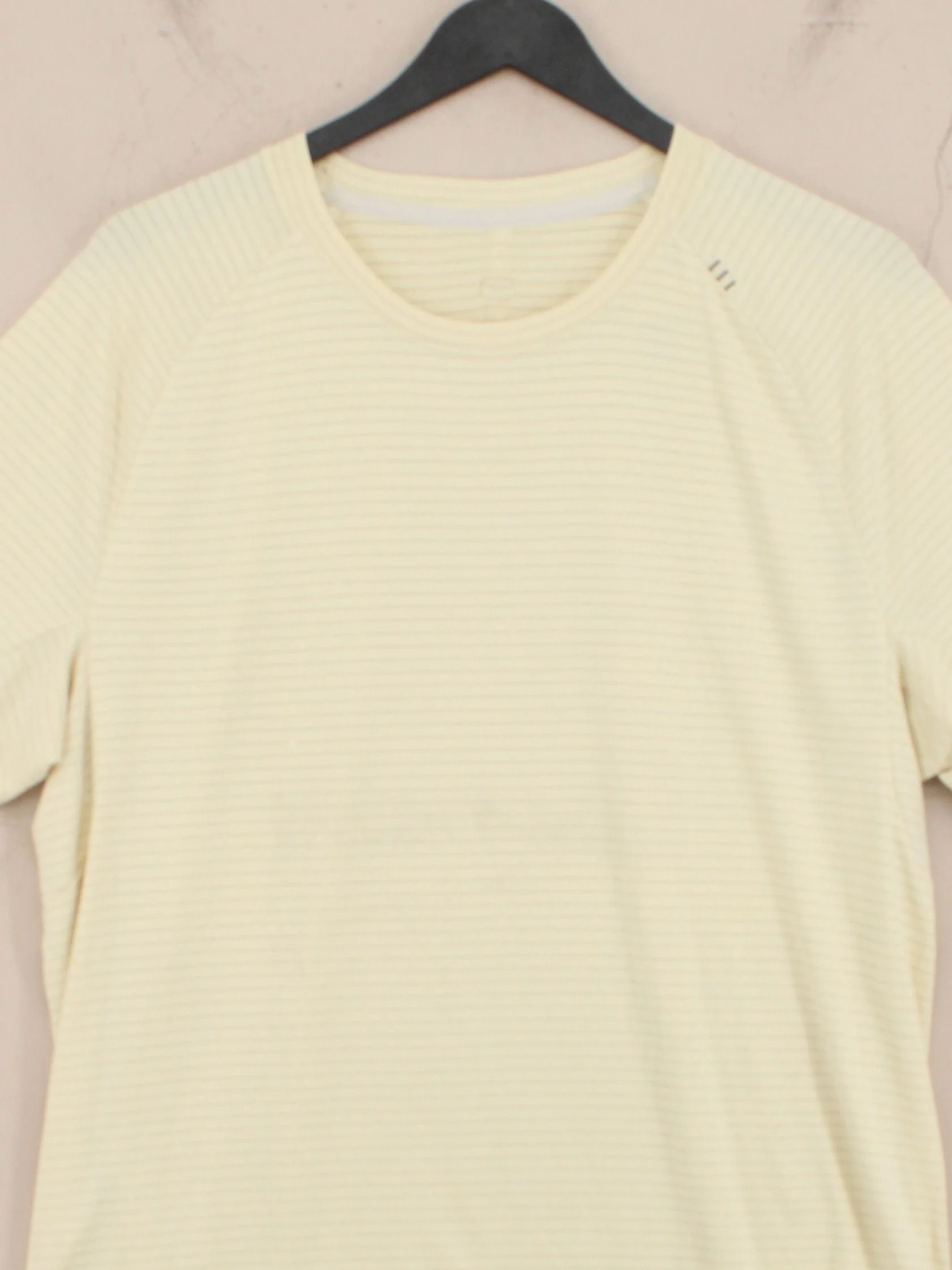 Lululemon Men's T-Shirt XL Cream Striped 100% Other Round Neck Basic - Image 3