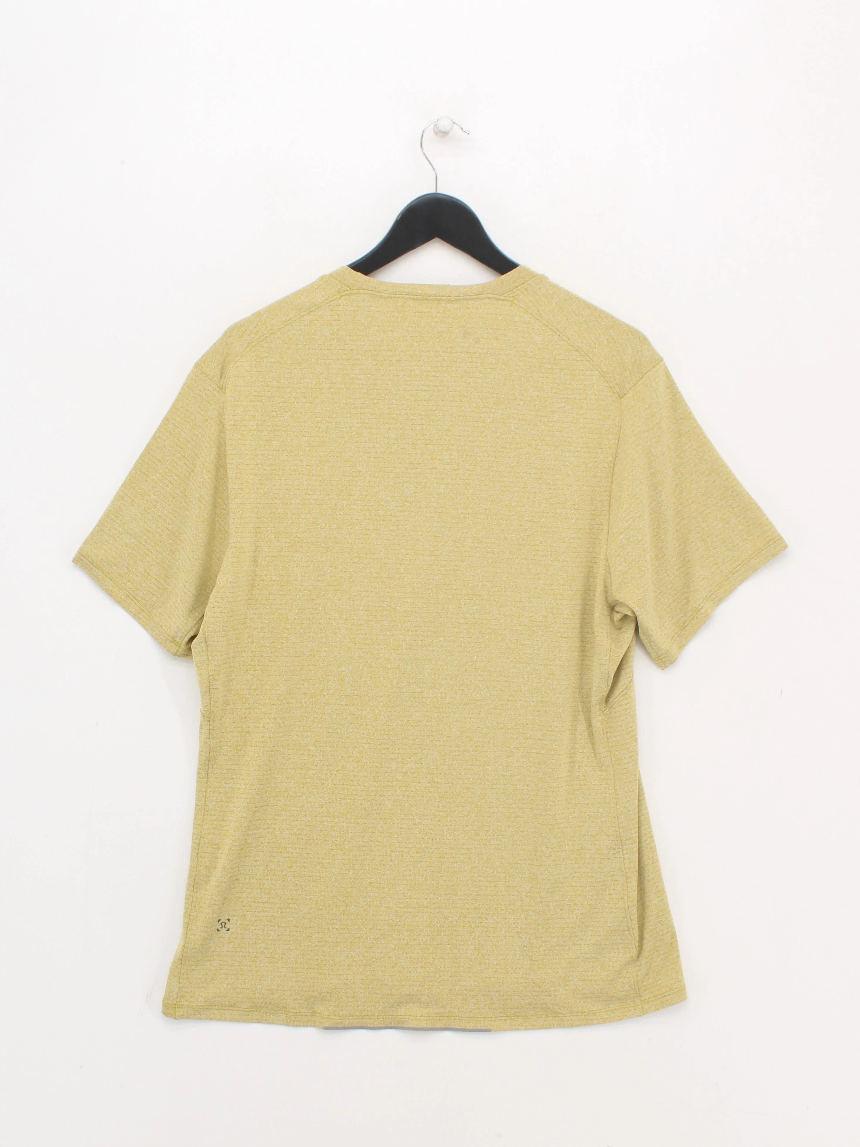 Lululemon Men's T-Shirt XL Yellow 100% Other Basic - Image 2