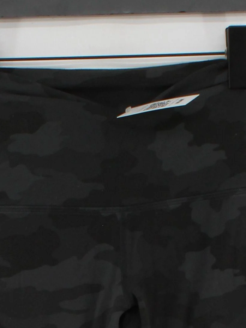 Lululemon Women's Leggings W 22 in Grey Camo 100% Other Full length - Image 3