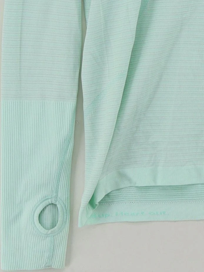 Lululemon Women's T-Shirt L Green Striped Nylon with Elastane Basic - Image 4