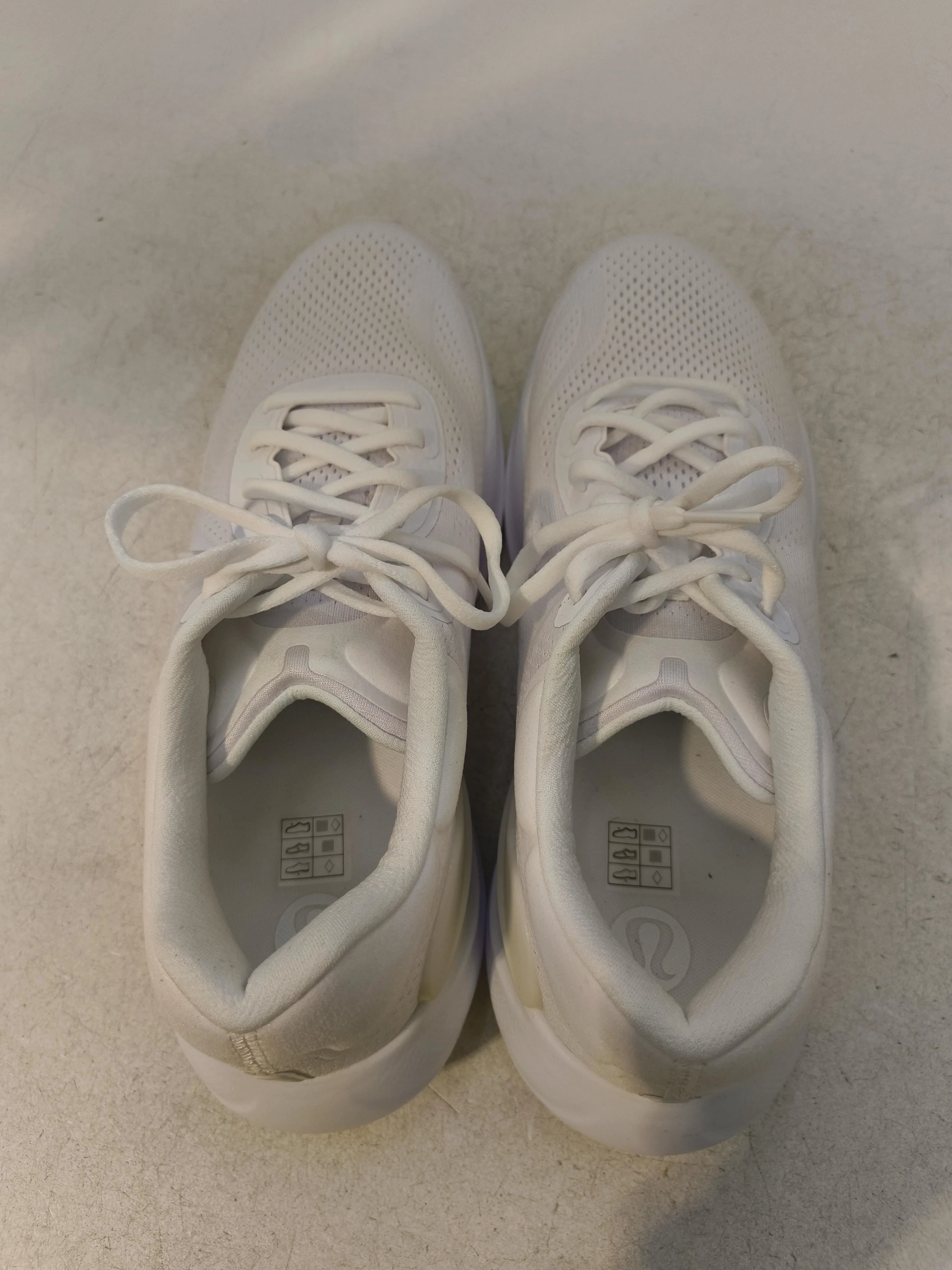 Lululemon Women's Trainers UK12.5 in White - Image 6