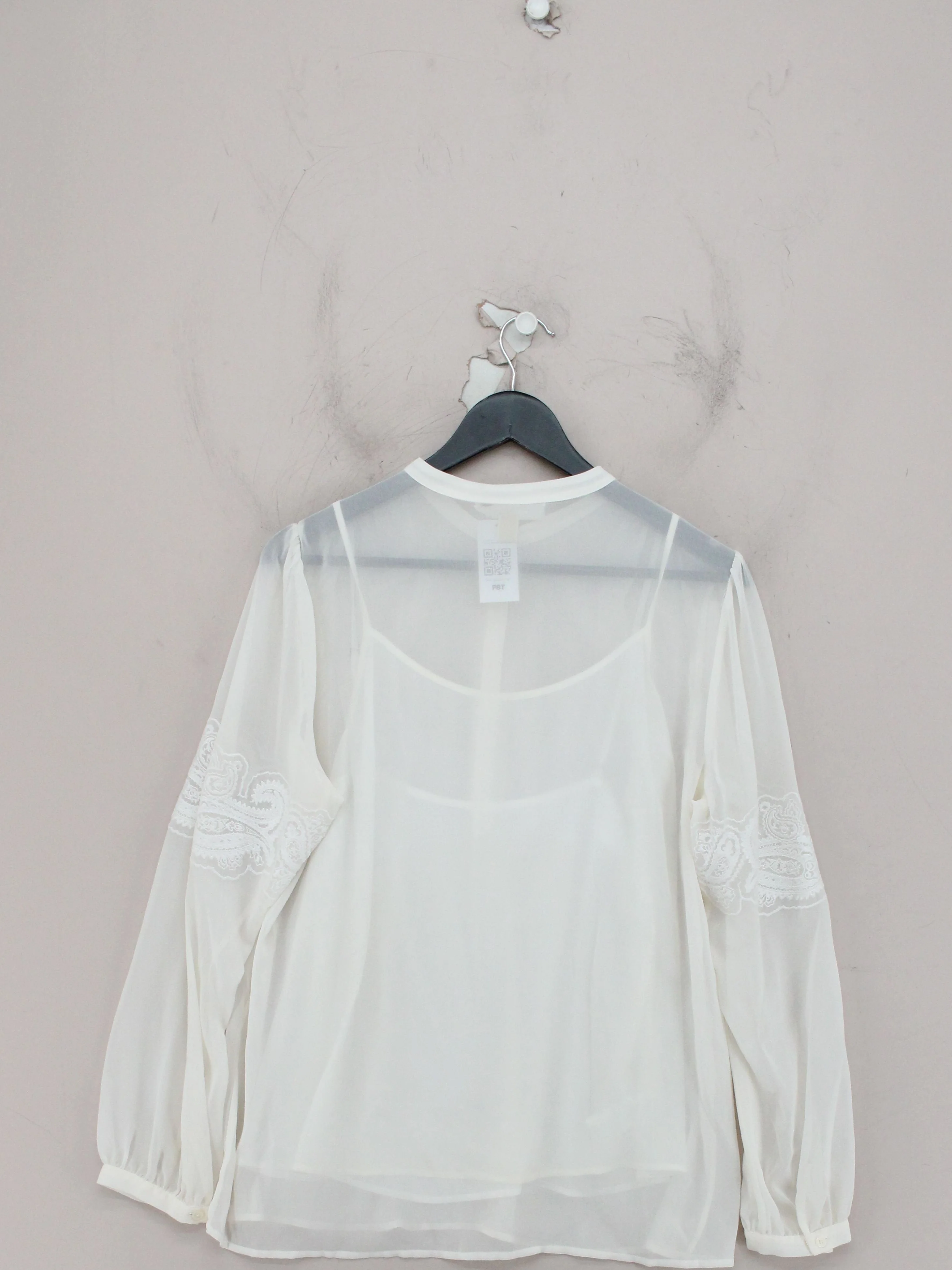 Michael Kors Women's Blouse L White 100% Polyester Long Sleeve Round Neck Basic - Image 2