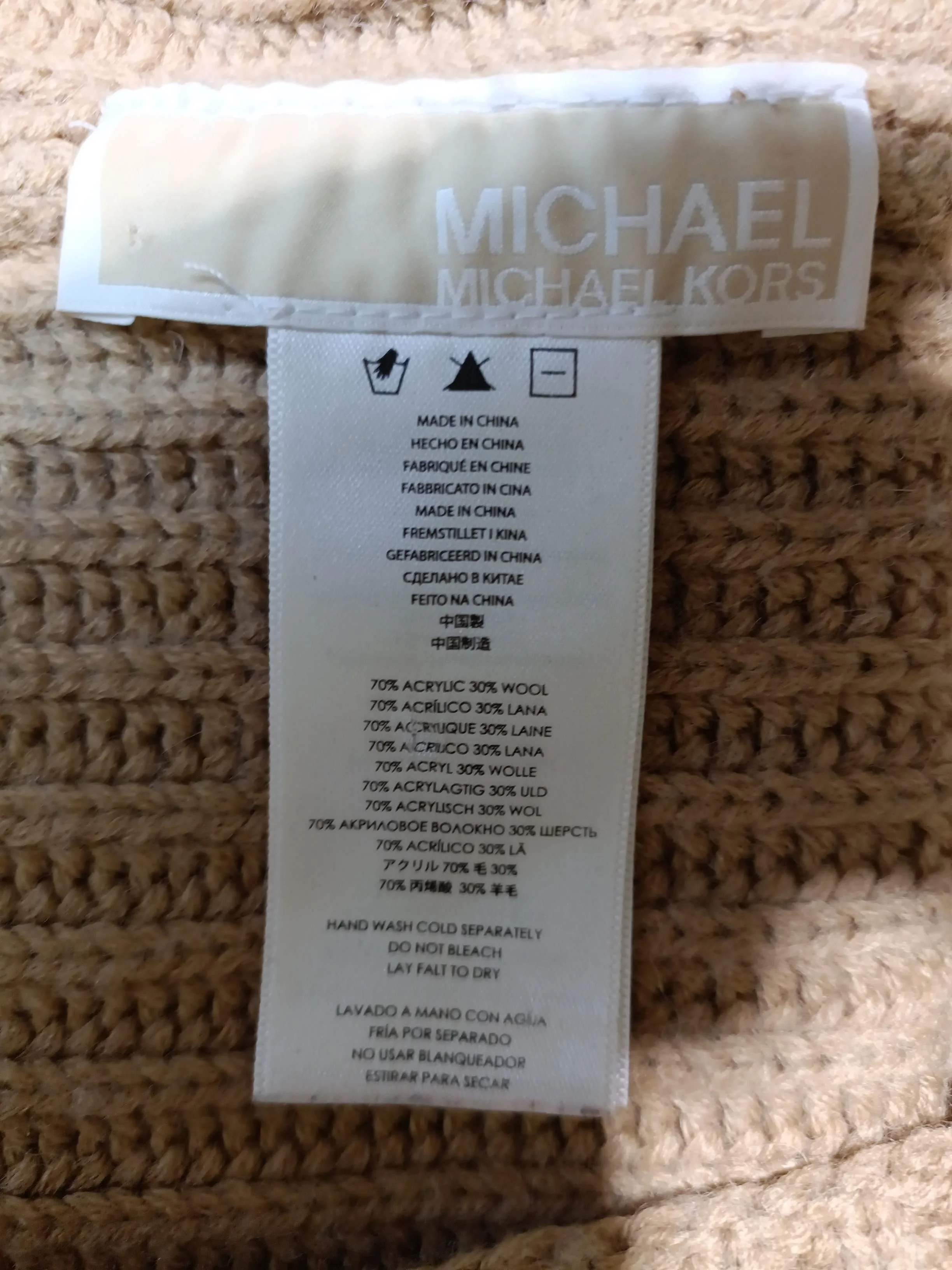 Michael Kors Women's Scarf Tan Acrylic with Wool Rectangle Scarf - Image 6