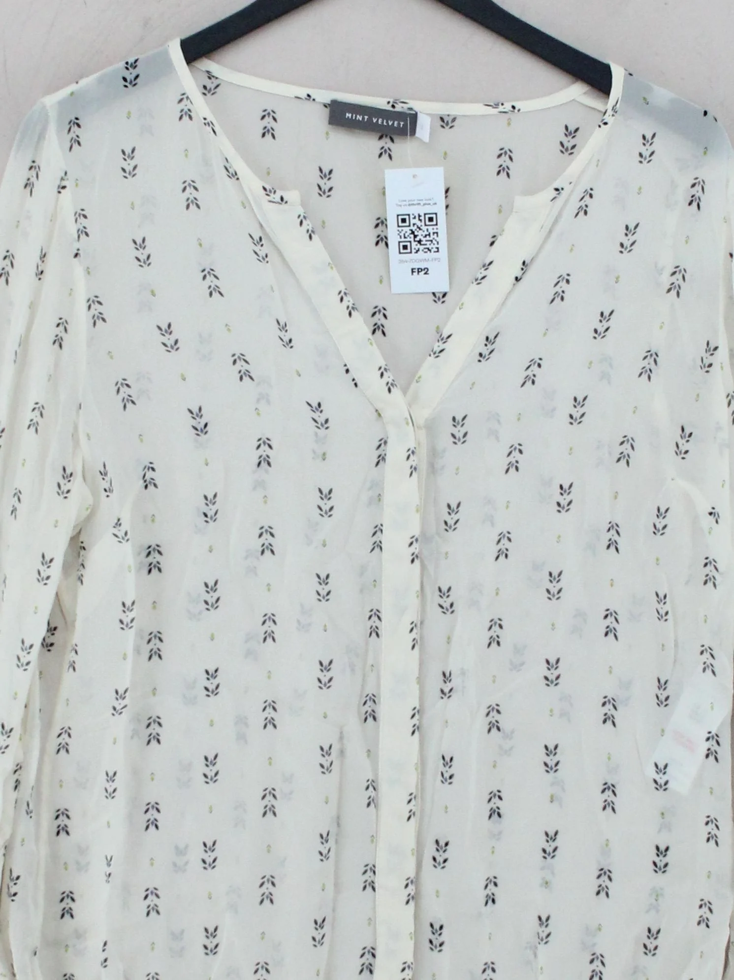 Mint Velvet Women's Blouse UK 12 Cream 100% Viscose Basic - Image 3