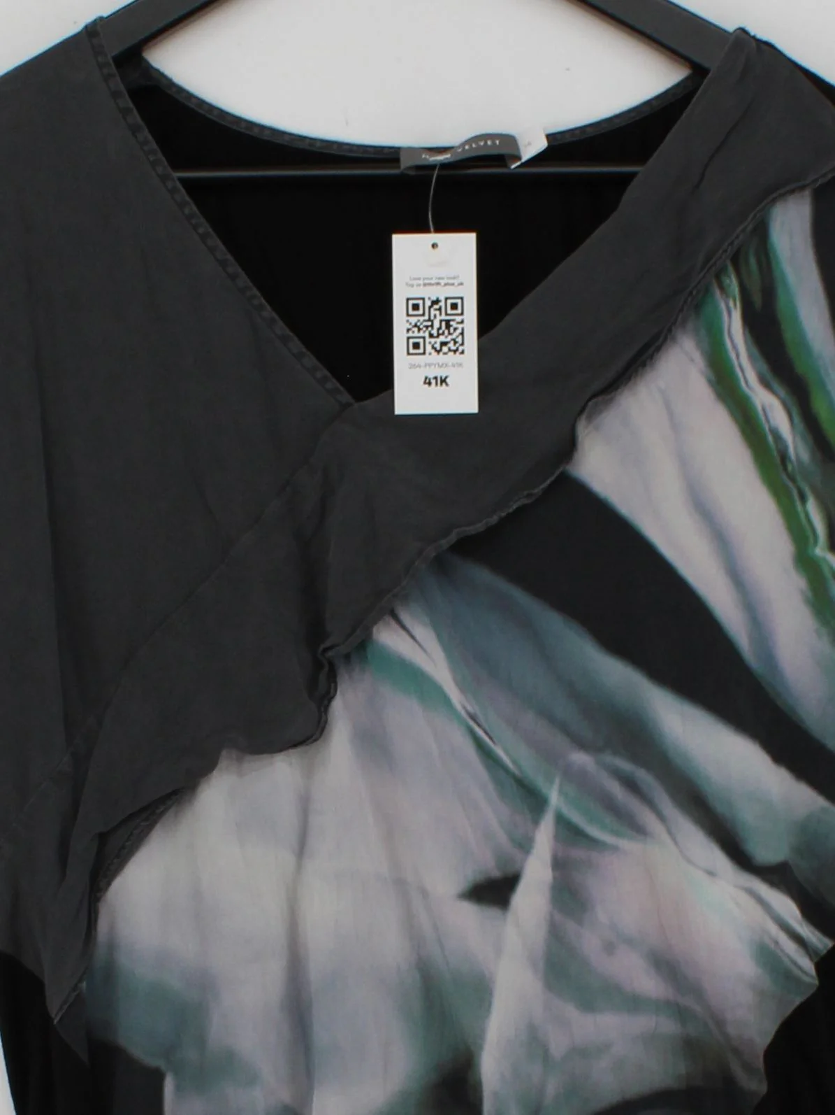 Mint Velvet Women's Top UK 16 Black 100% Other Short Sleeve V-Neck Basic - Image 3
