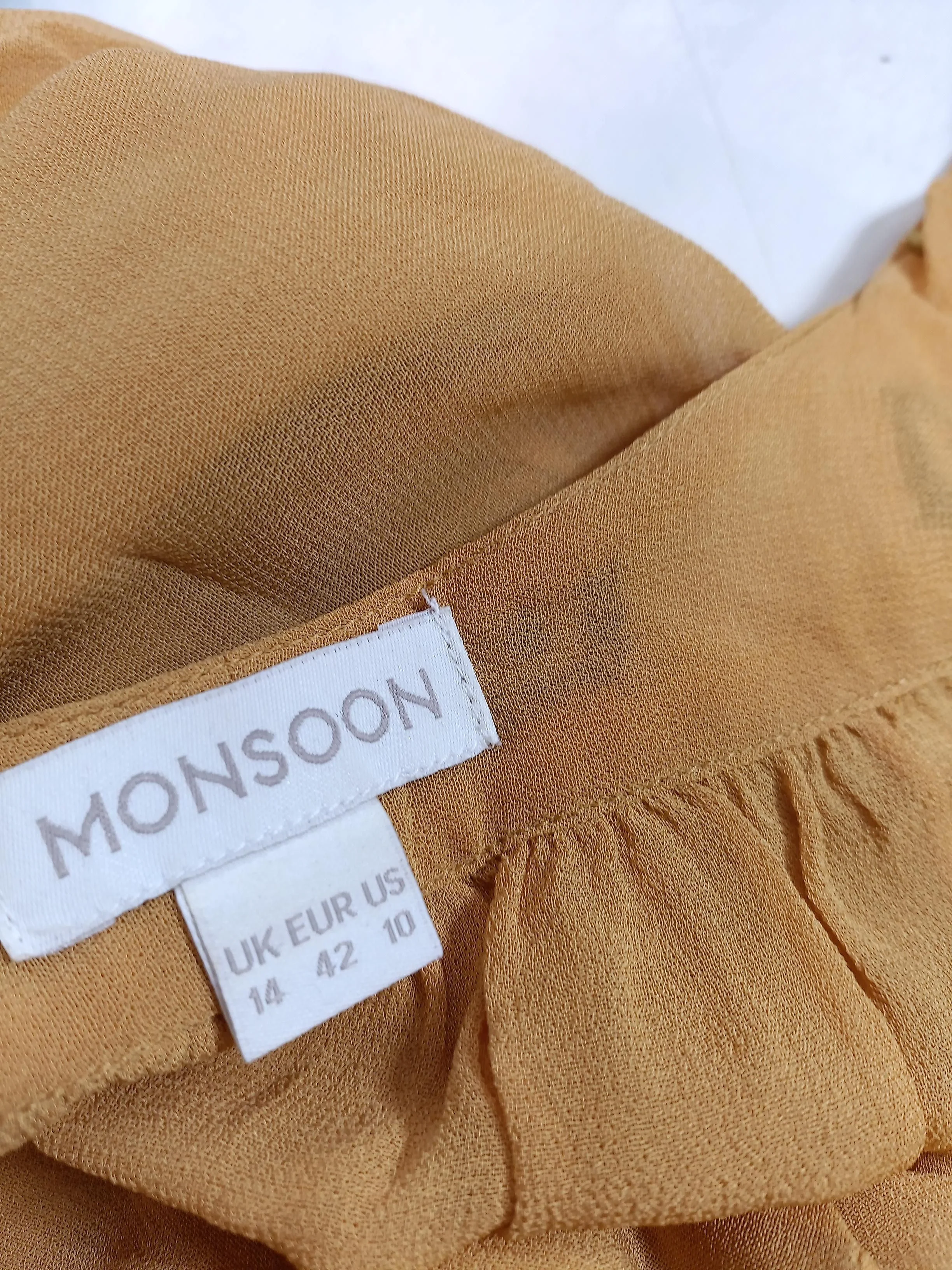 Monsoon Women's Blouse UK 14 Yellow 100% Viscose Long Sleeve V-Neck Basic - Image 5