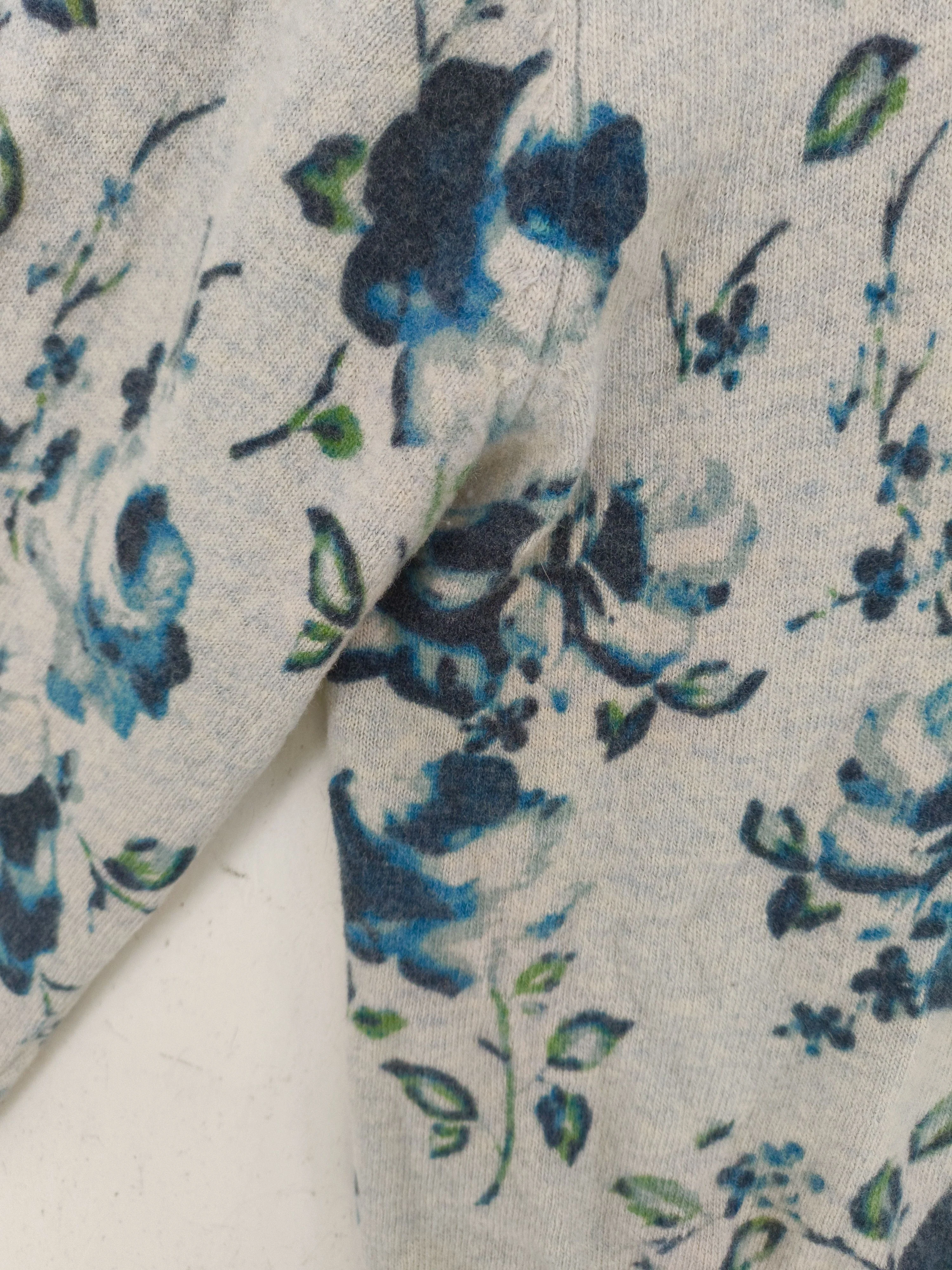 Monsoon Women's Cardigan UK 12 Grey Floral 100% Wool Round Neck Cardigan - Image 5