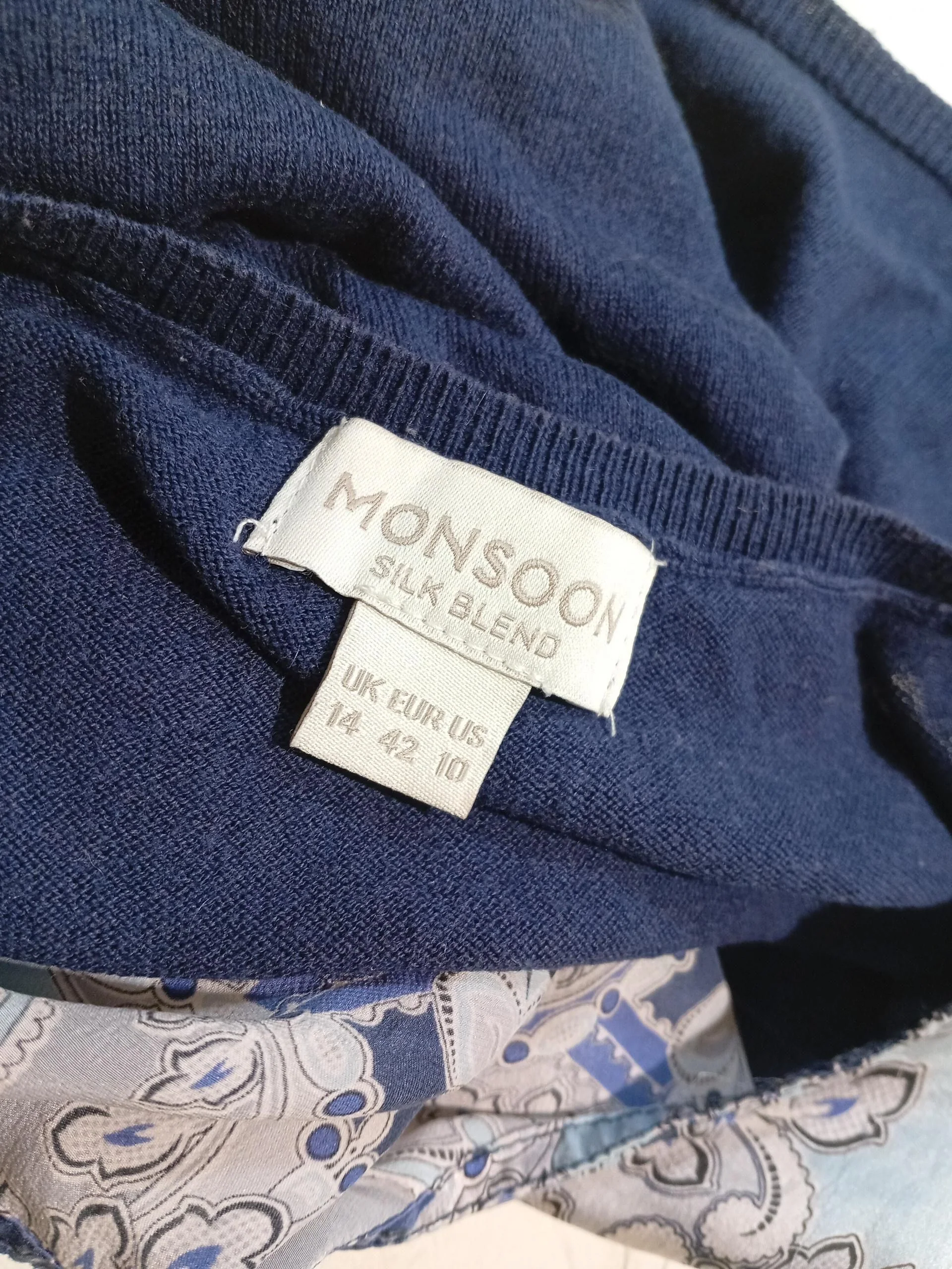 Monsoon Women's Top UK 14 Blue Paisley 100% Silk Sleeveless Round Neck Basic - Image 5