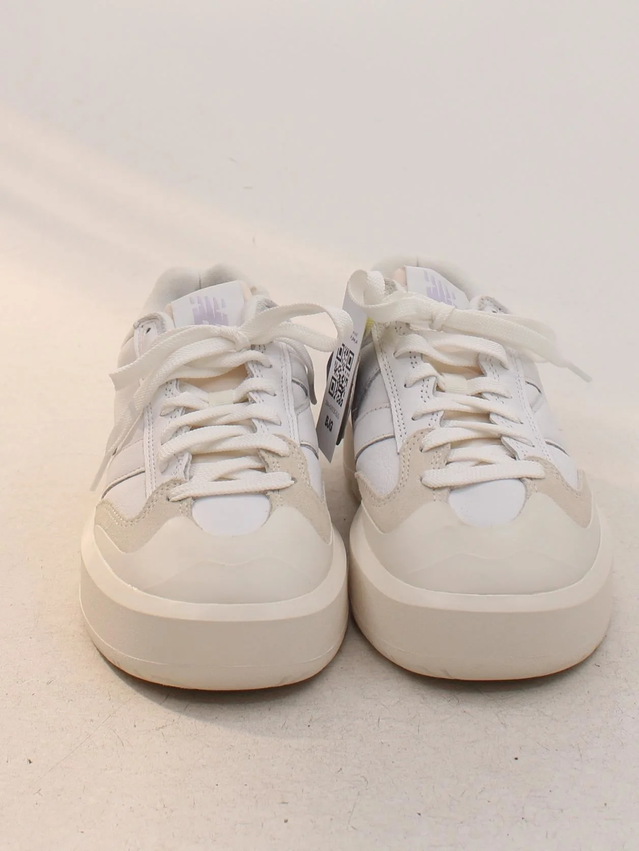 New Balance CT302 Women's Trainers EU42.5 in White - Image 2