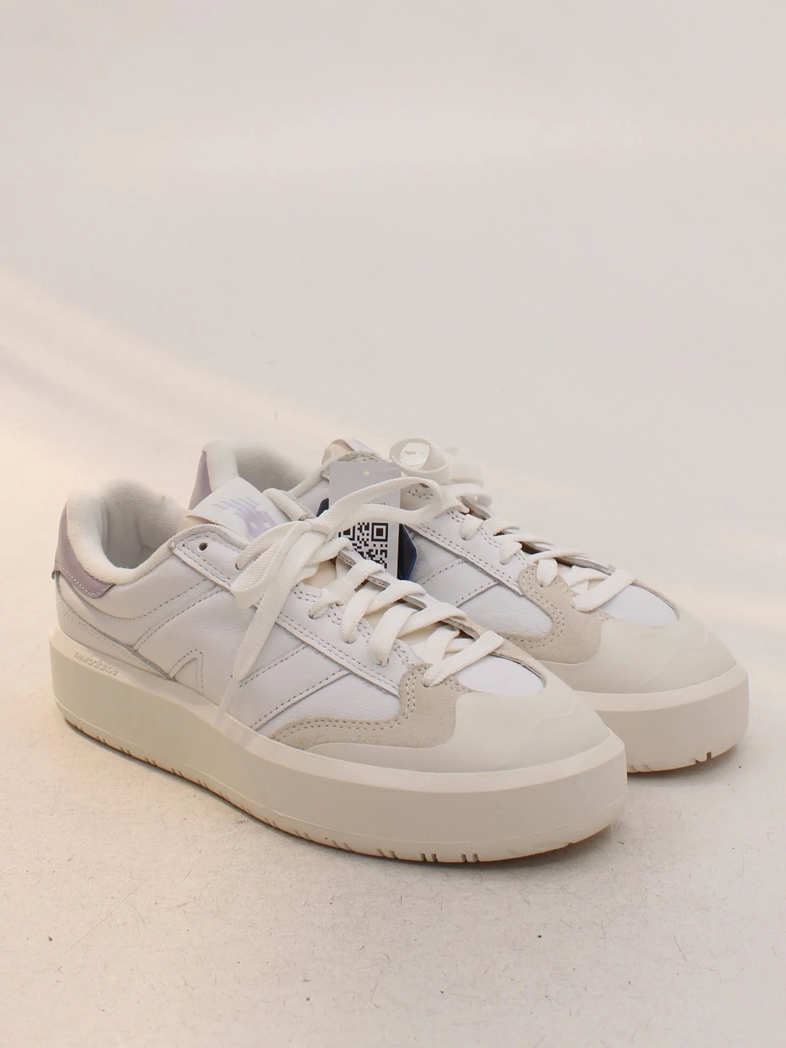 New Balance CT302 Women's Trainers EU42.5 in White - Image 4