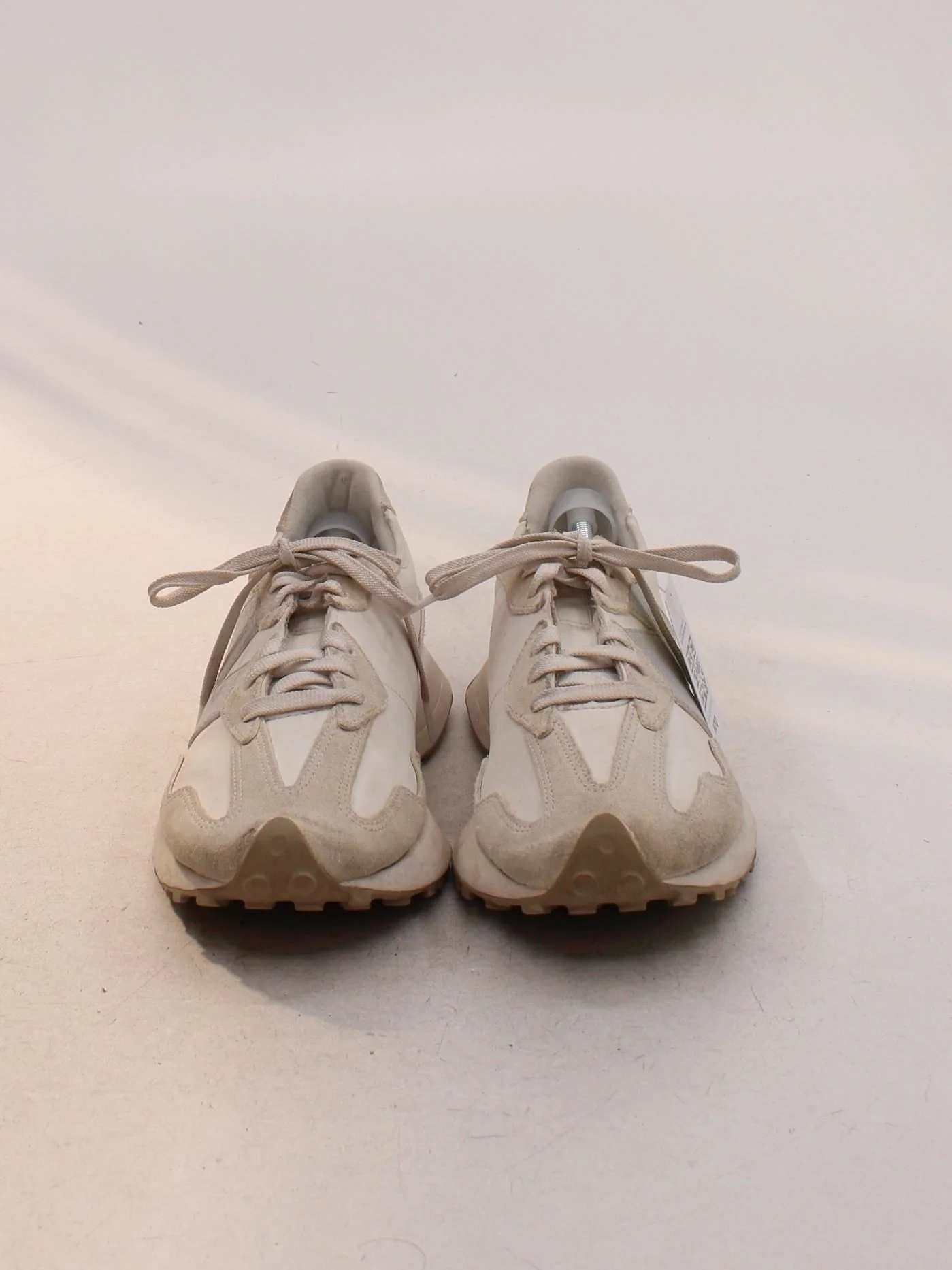 New Balance Women's Trainers EU41.5 in Cream - Image 2