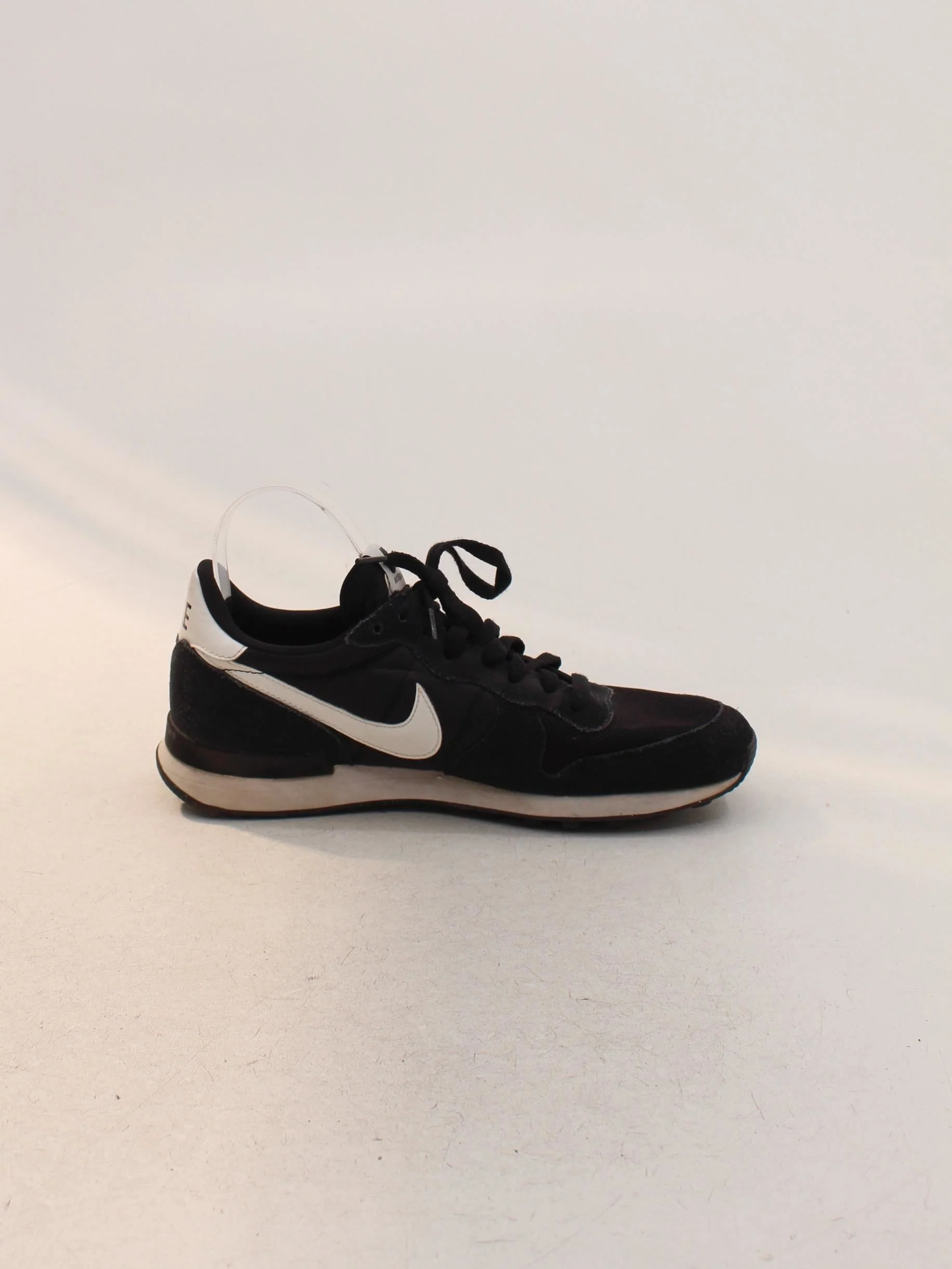 Nike INTERNATIONALIST Women's Trainers 831754-011 UK8 EU42.5 US9 in Black - Image 5