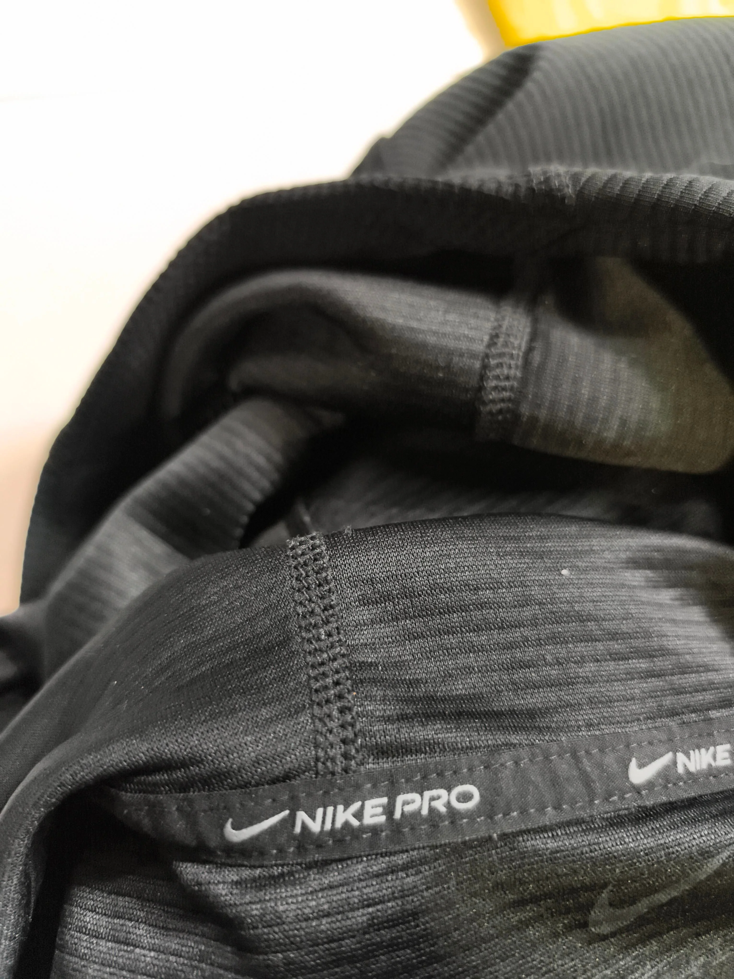 Nike Men's Hoodie XL Black 100% Polyester Pullover - Image 5