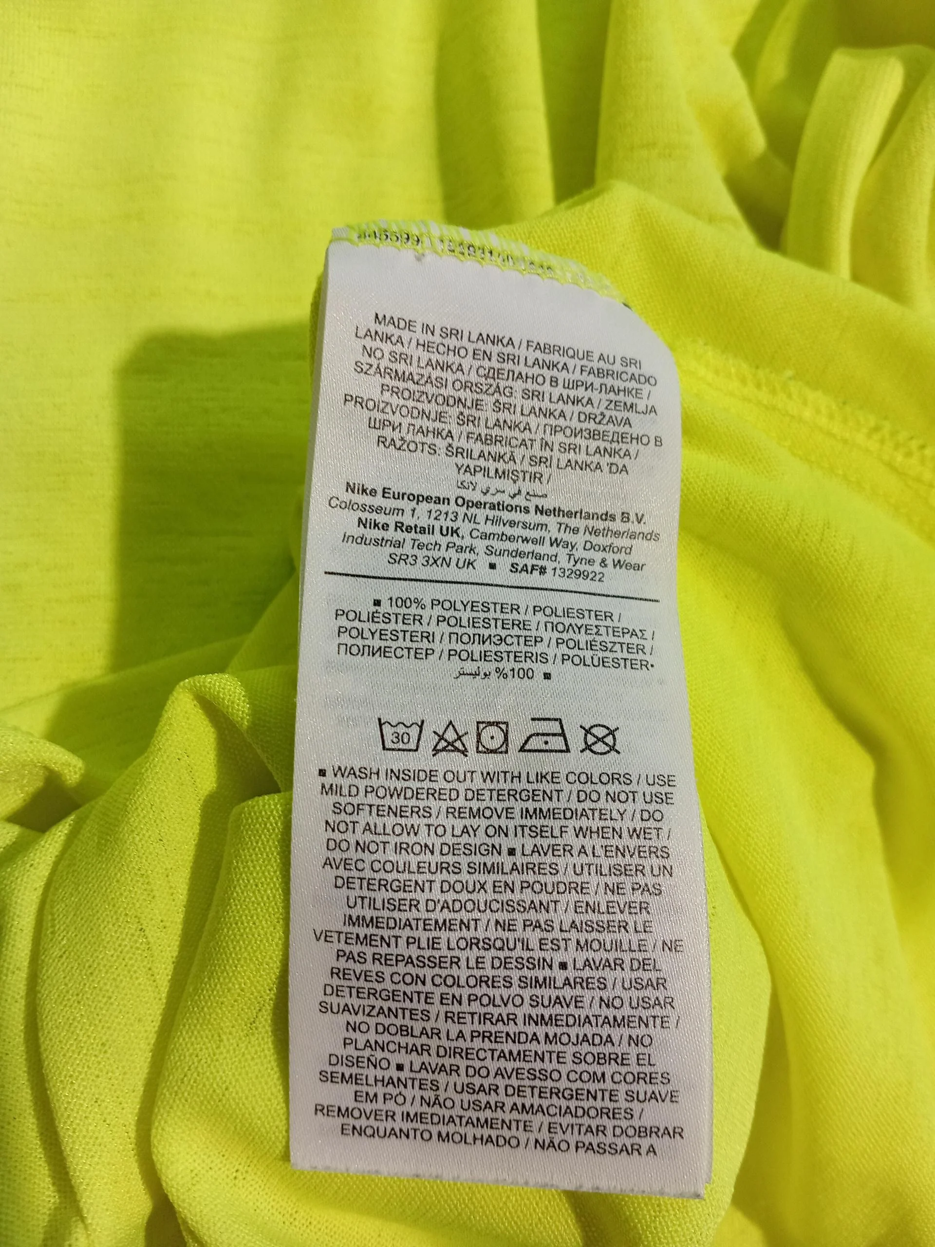 Nike Men's T-Shirt L Yellow 100% Polyester Round Neck Basic - Image 6