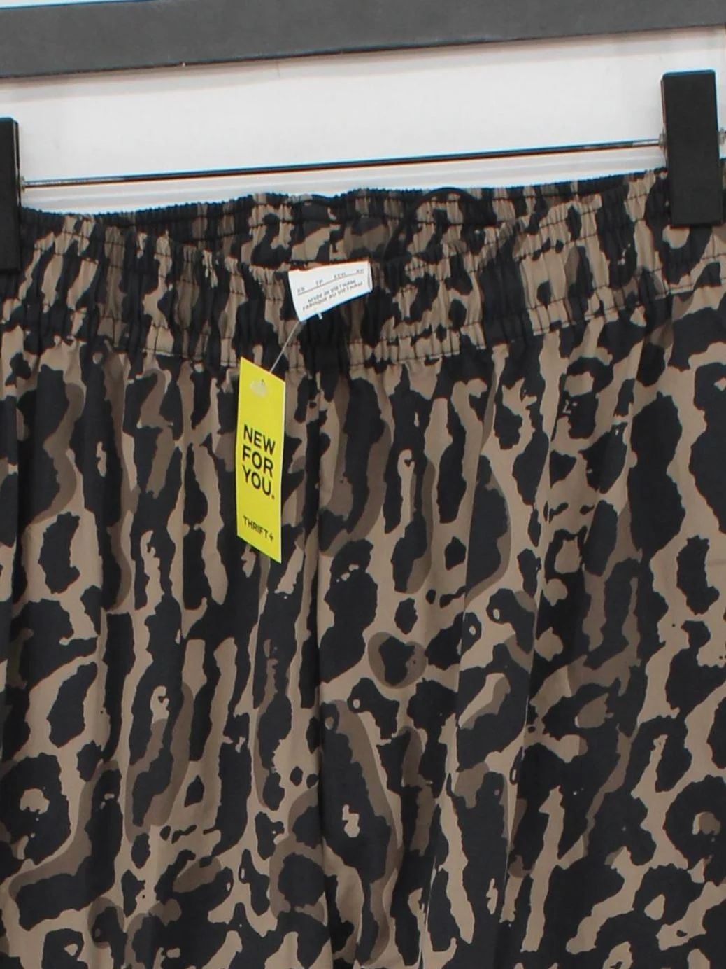 Nike Women's Sports Bottoms XS Brown Animal Print 100% Polyamide Sweatpants - Image 3