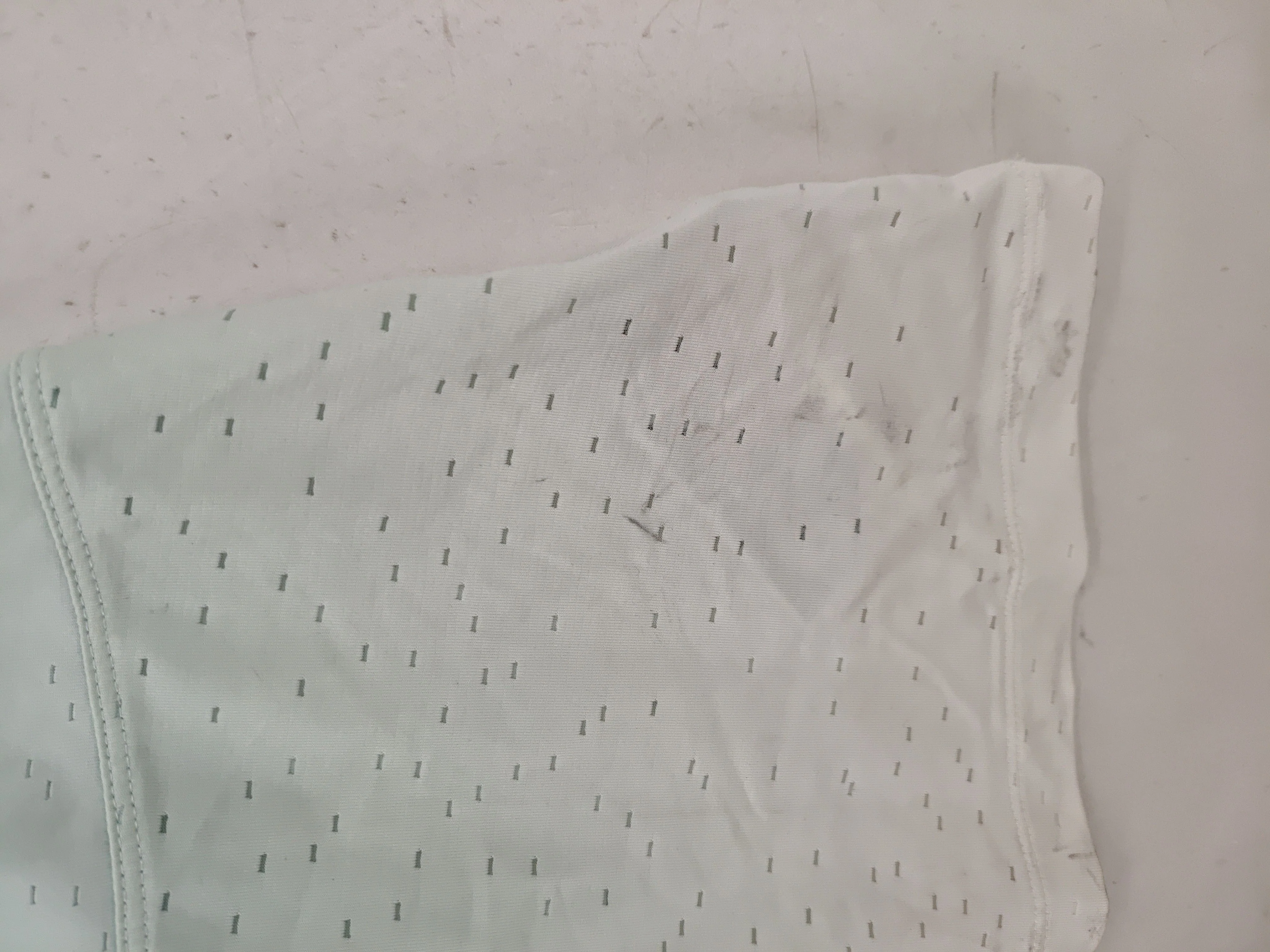 Nike Women's T-Shirt M Green Polyester with Elastane Sleeveless Basic - Image 5