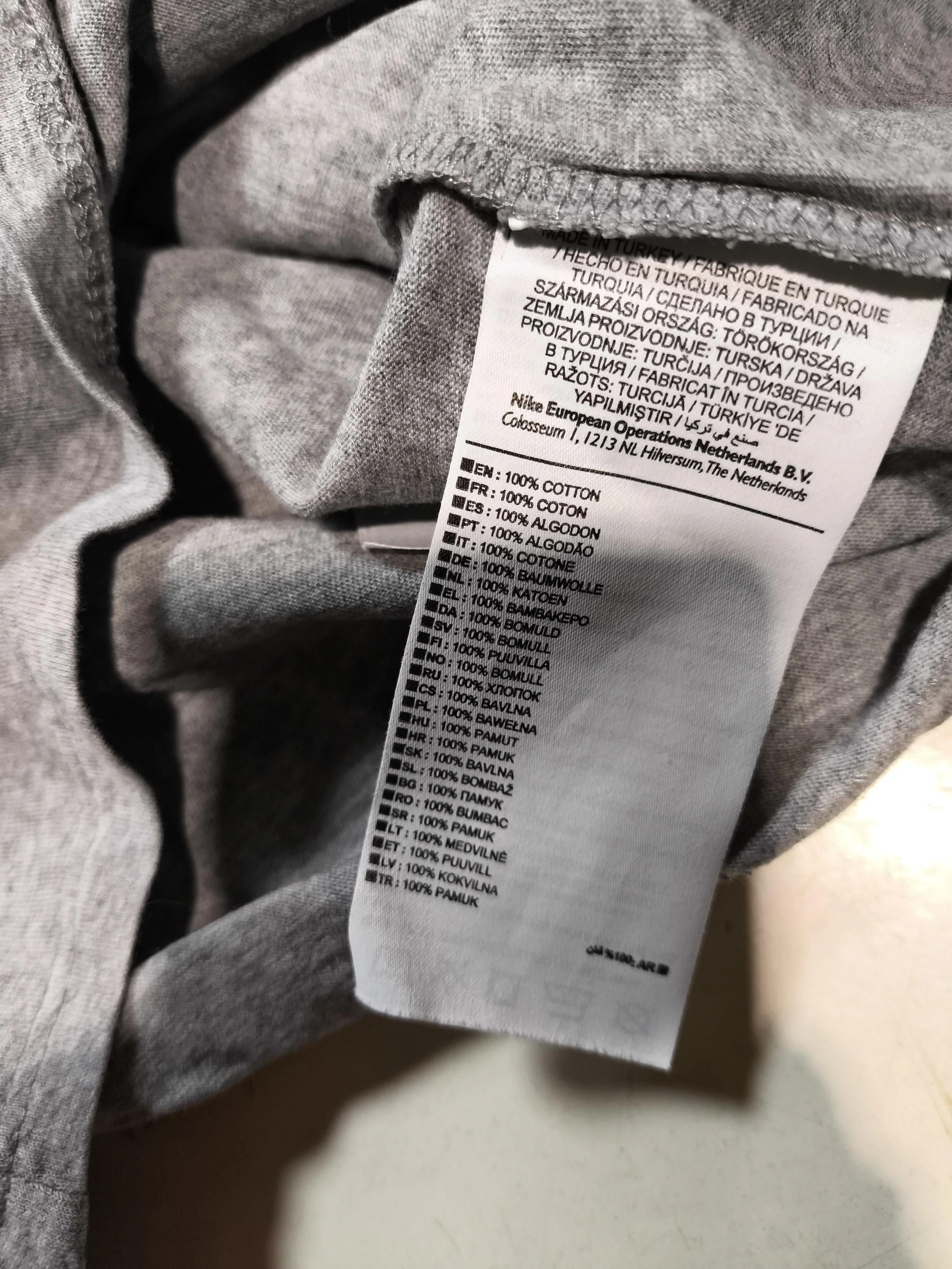 Nike Women's T-Shirt M Grey Graphic 100% Cotton Short Sleeve Round Neck Basic - Image 6