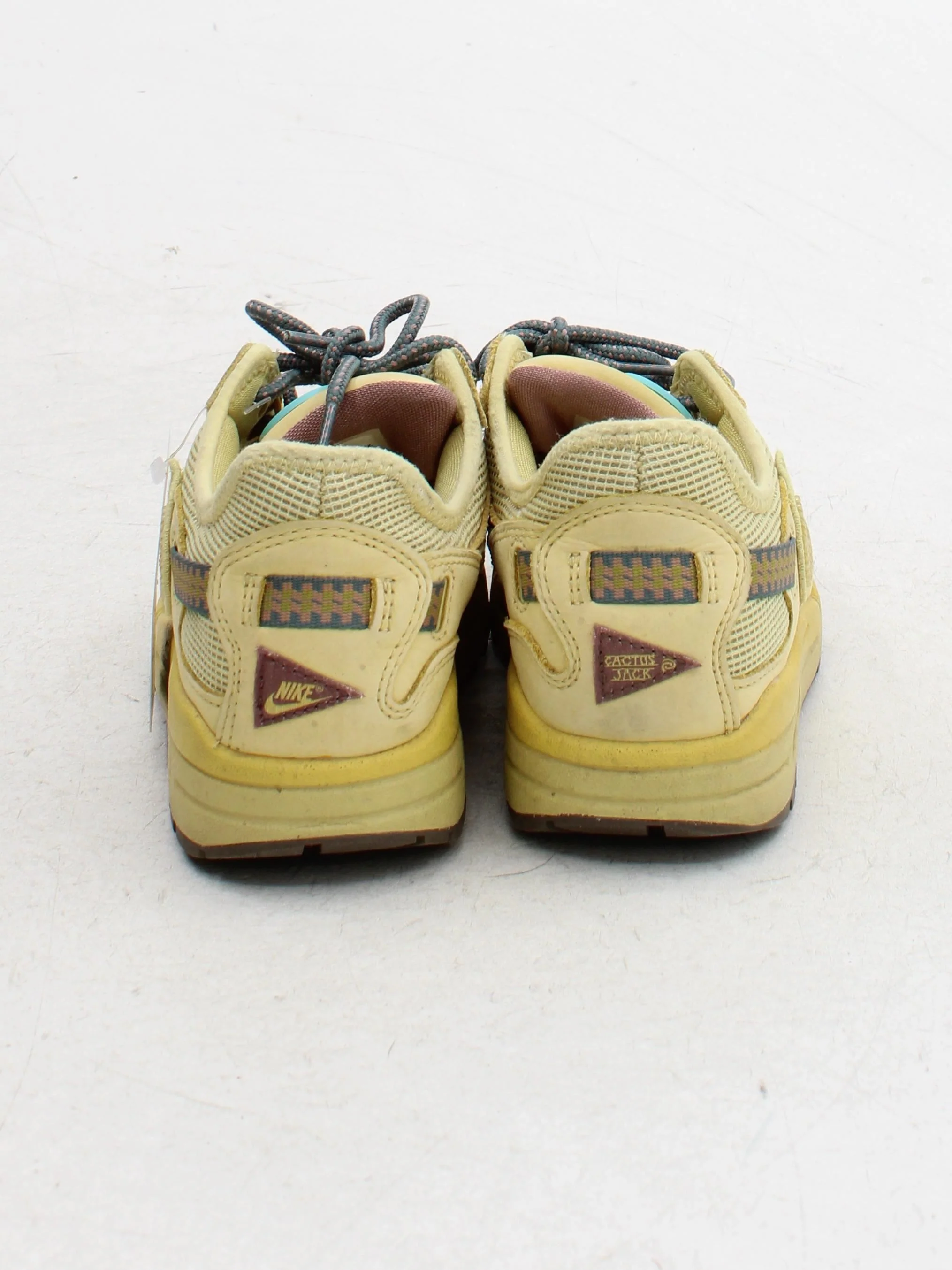 Nike Women's Trainers EU37.5 in Yellow - Image 3