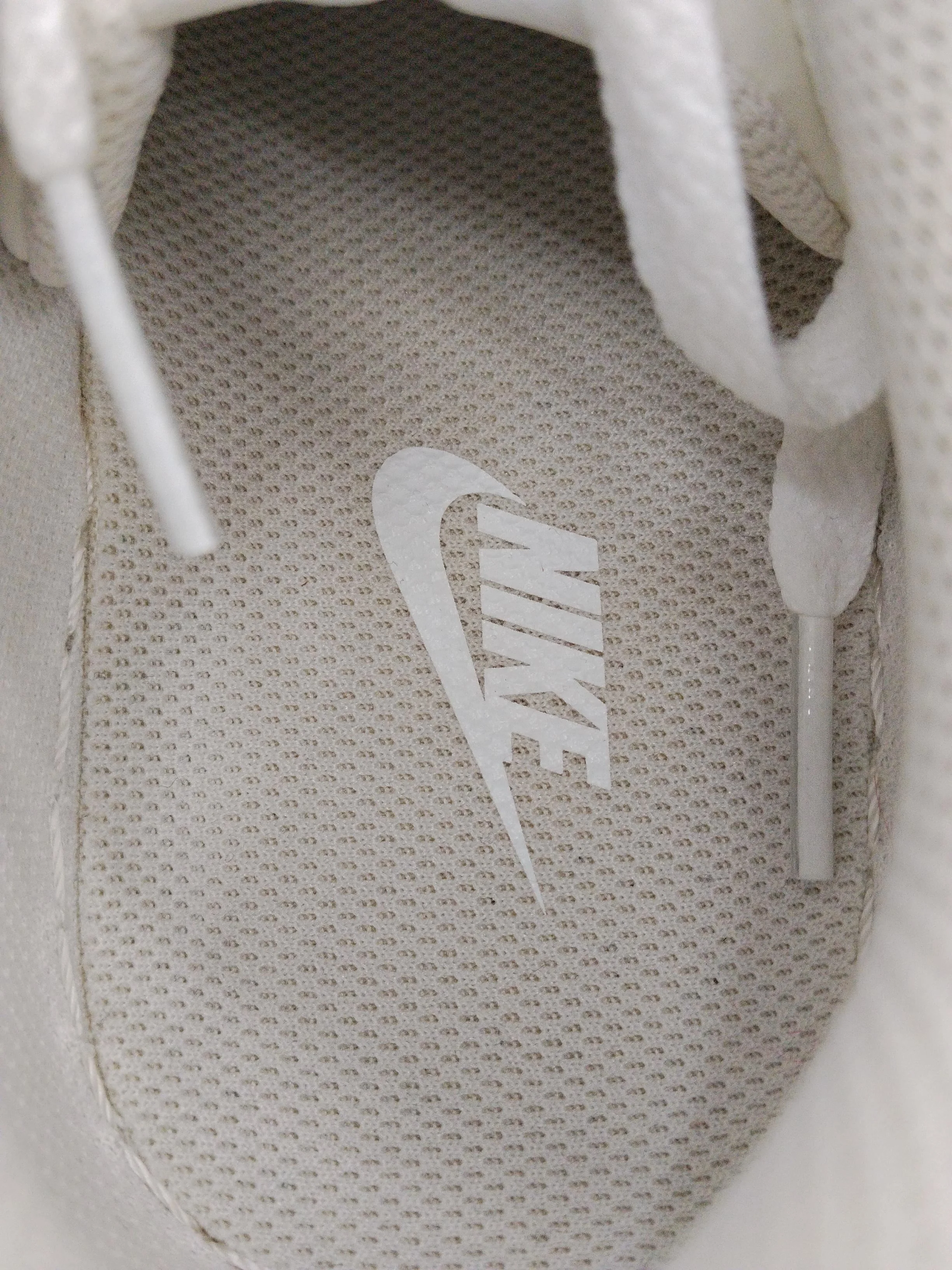 Nike Women's Trainers EU40 in White - Image 6