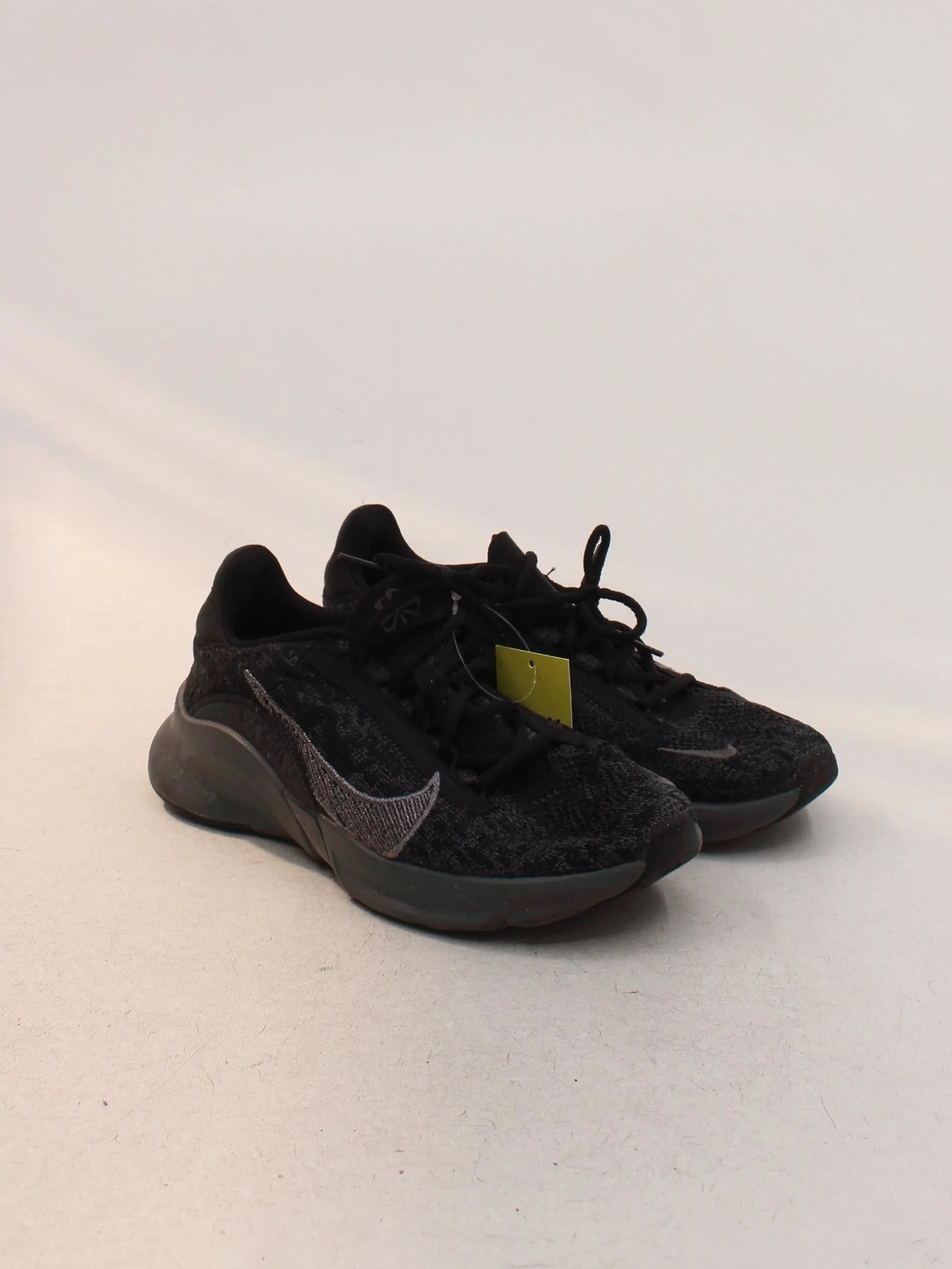 Nike Women's Trainers UK5.5 in Black - Image 4