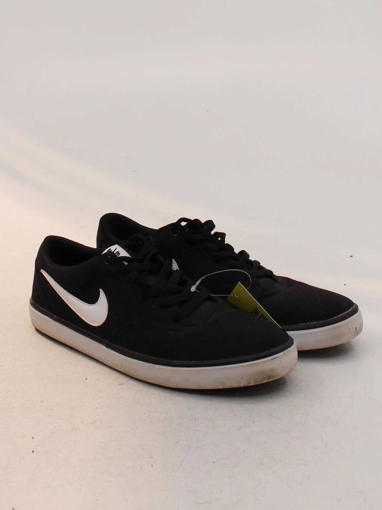 Nike Women's Trainers UK9.5 EU44.5 in Black - Image 4