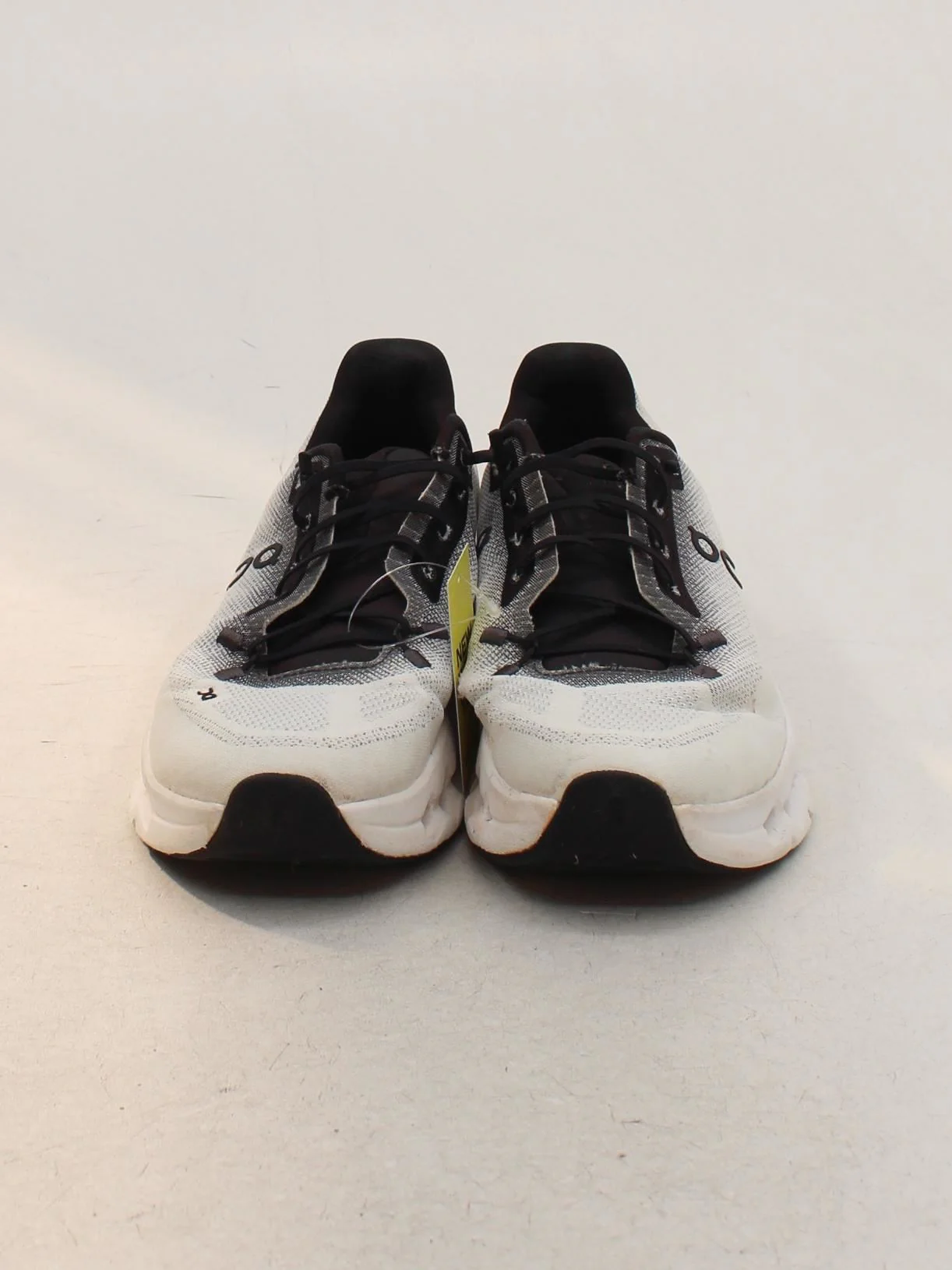 ON Women's Trainers UK6.5 in White - Image 2
