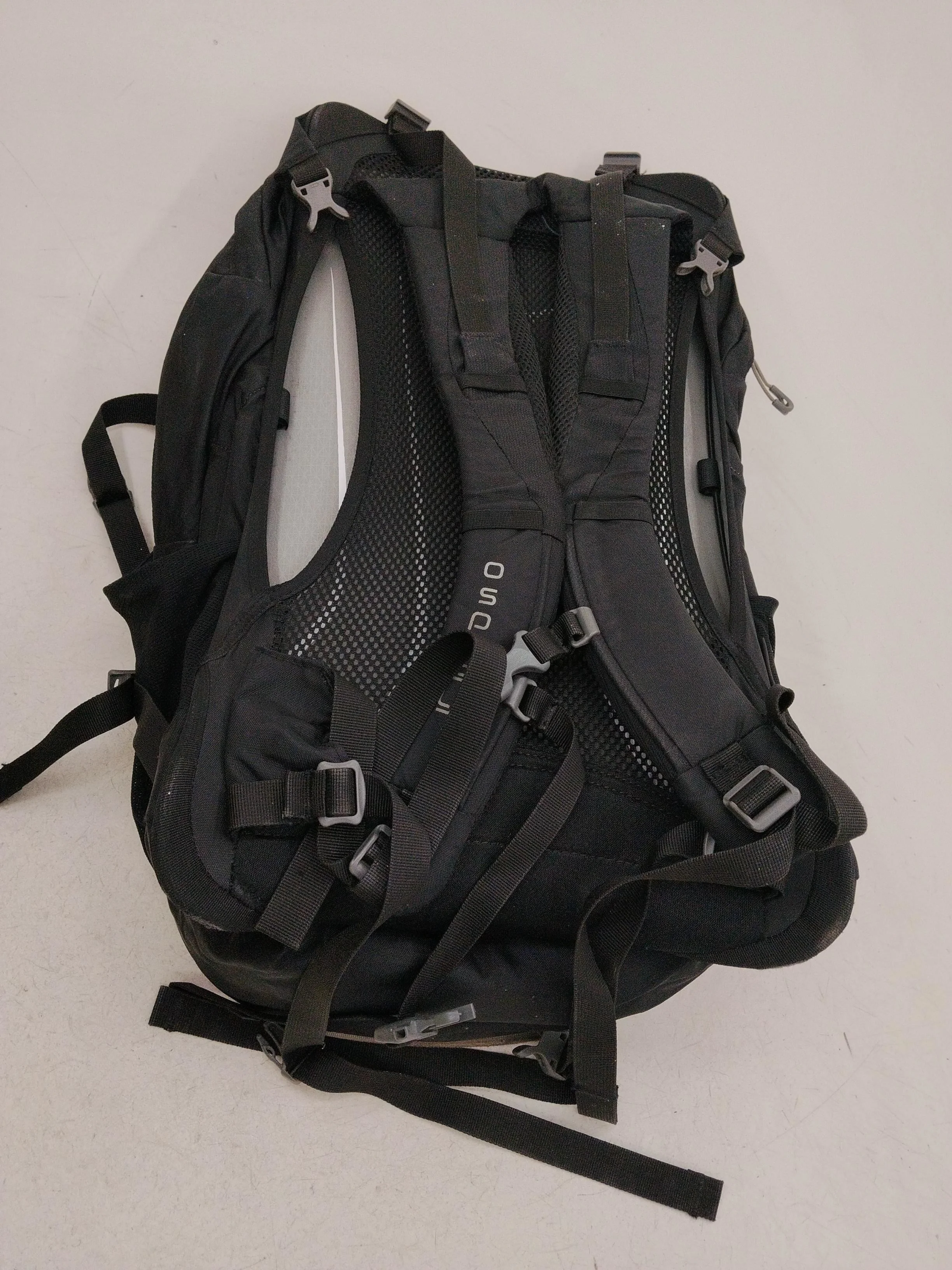Osprey Packs Men's Bag Black 100% Nylon Backpack - Image 2