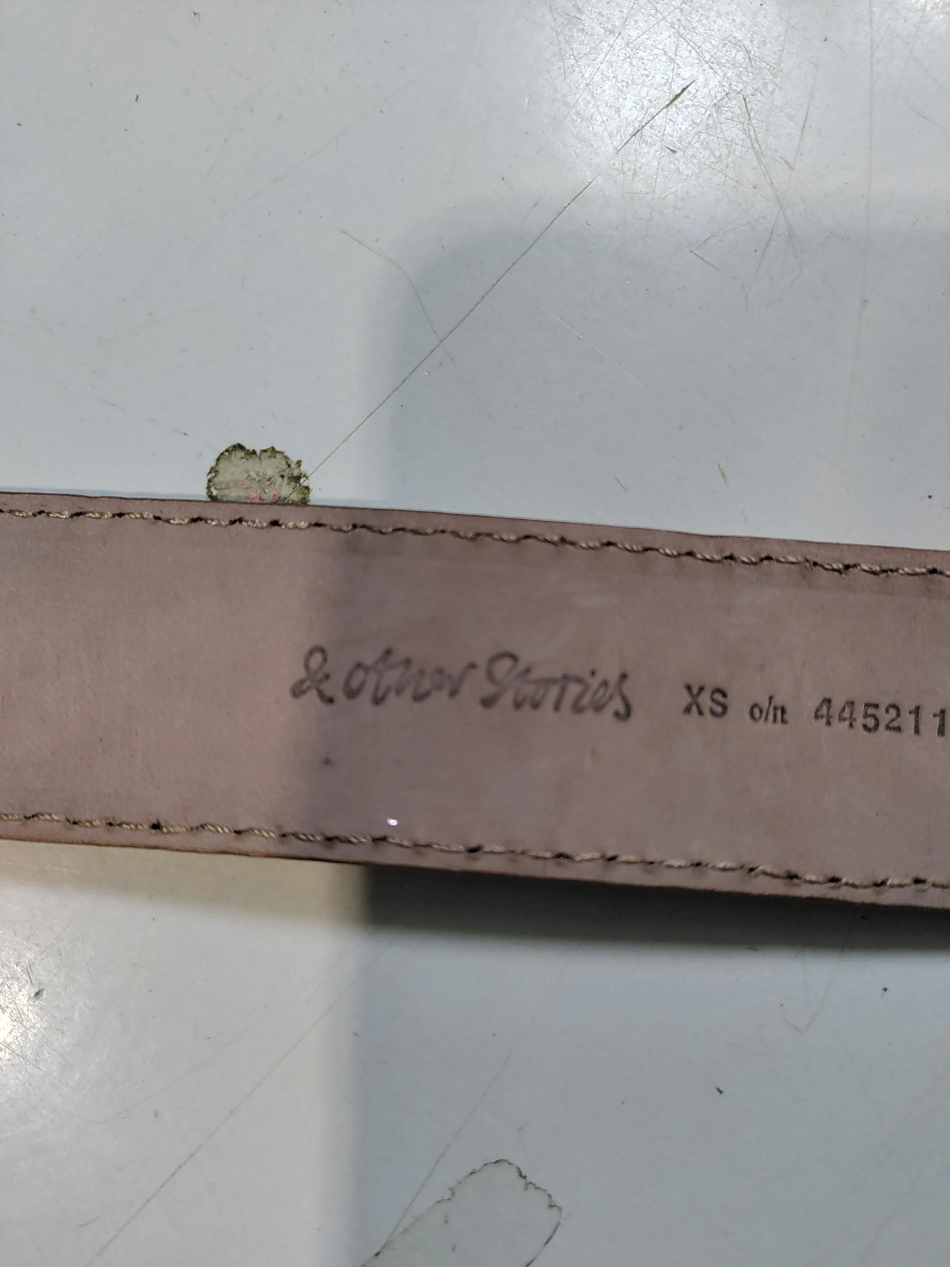 & Other Stories Men's Belt XS Tan Animal Print 100% Leather Dress Belt - Image 5