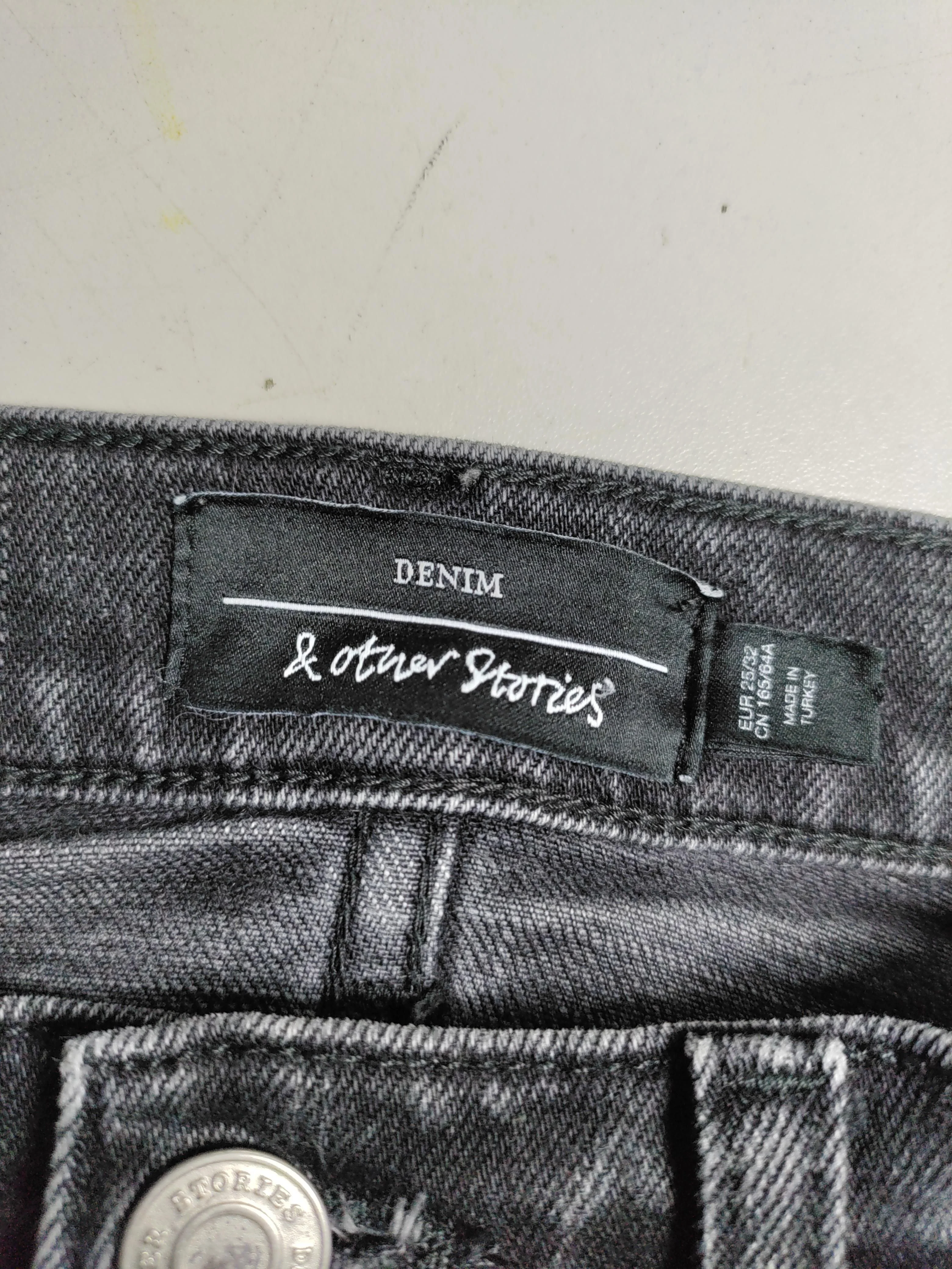 & Other Stories Women's Jeans W 25 in Black Cotton - Image 5