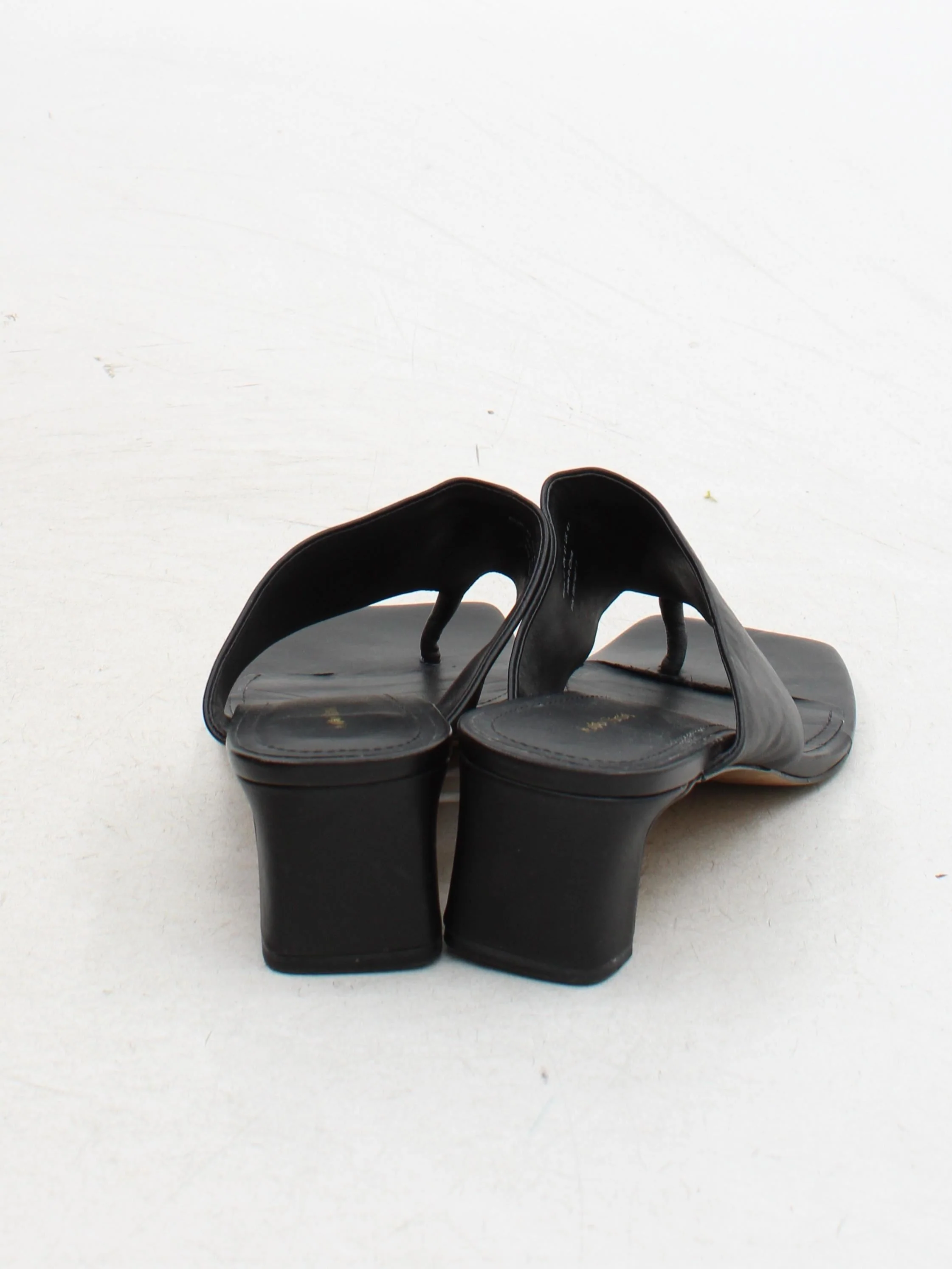 & Other Stories Women's Sandals UK 7 Black 100% Leather Flip-Flop - Image 3