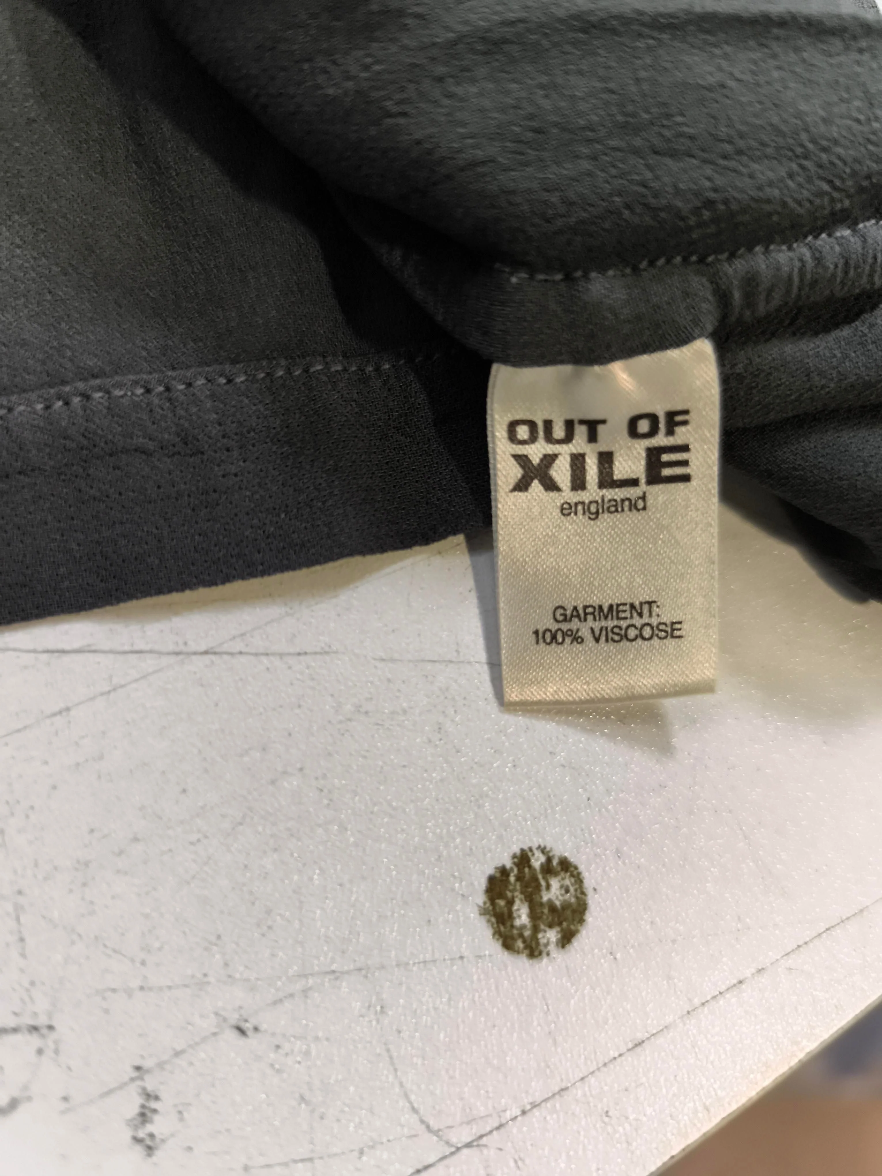 Out Of Xile Women's Top M Grey 100% Viscose Long Sleeve Round Neck Cropped - Image 6