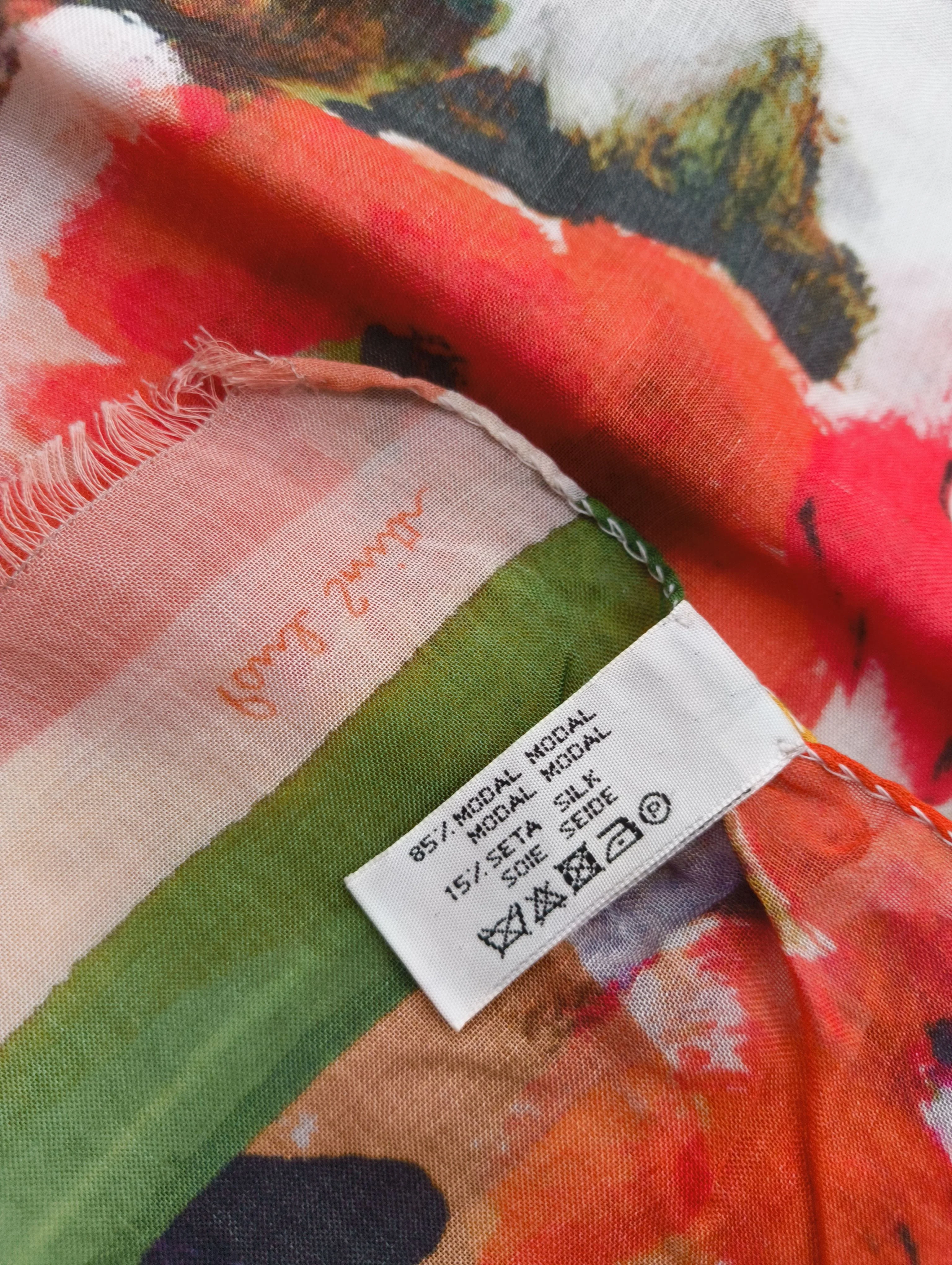 Paul Smith Women's Scarf White Lyocell Modal New with tags - Image 8