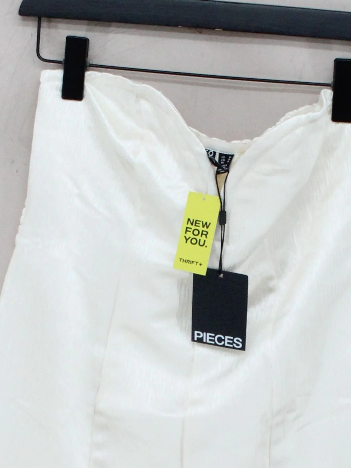 Pieces Bodycon Midi Dress M in Cream - Image 3