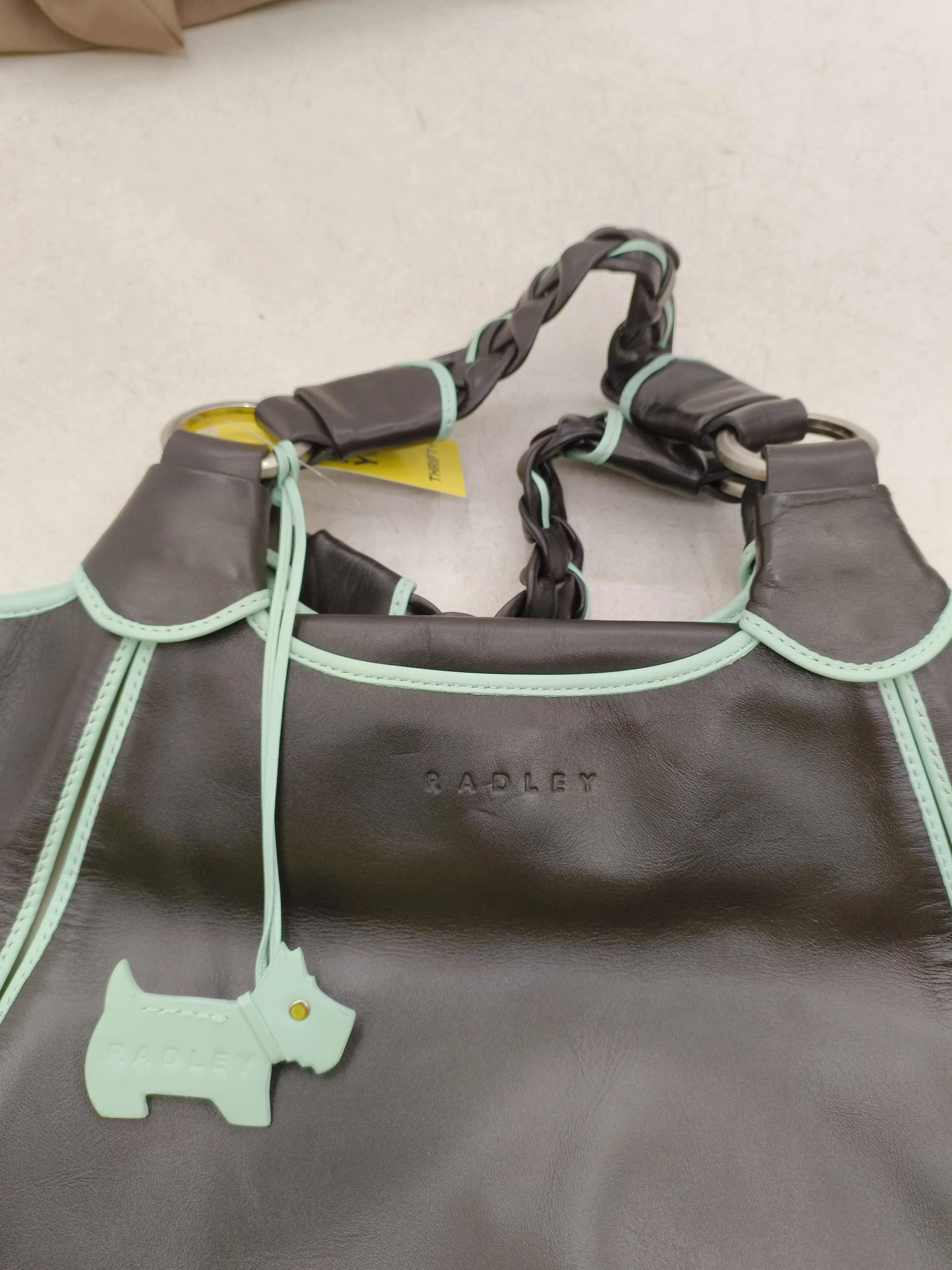 Radley Women's Bag Black 100% Leather Shoulder Bag - Image 3