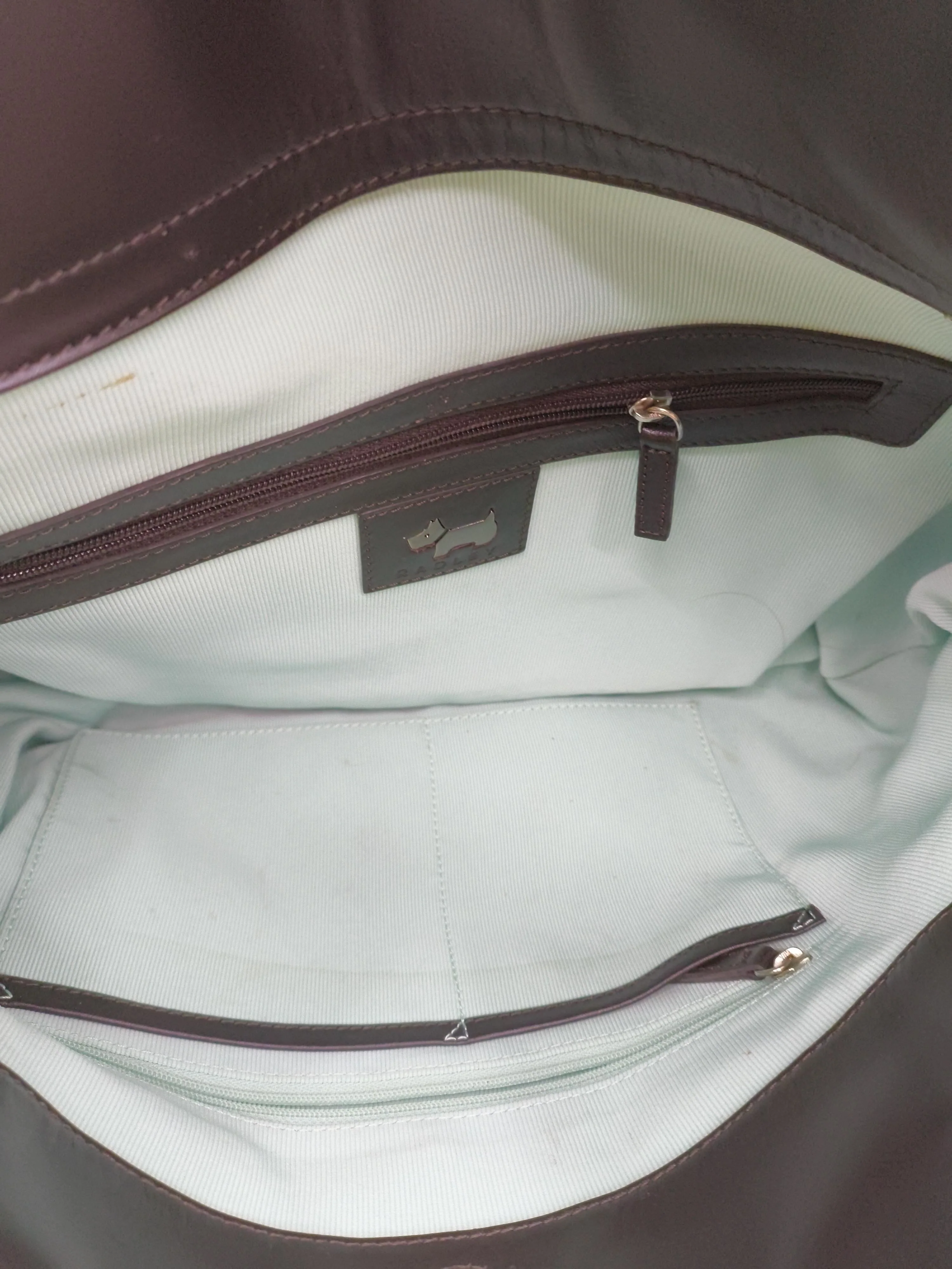 Radley Women's Bag Black 100% Leather Shoulder Bag - Image 4